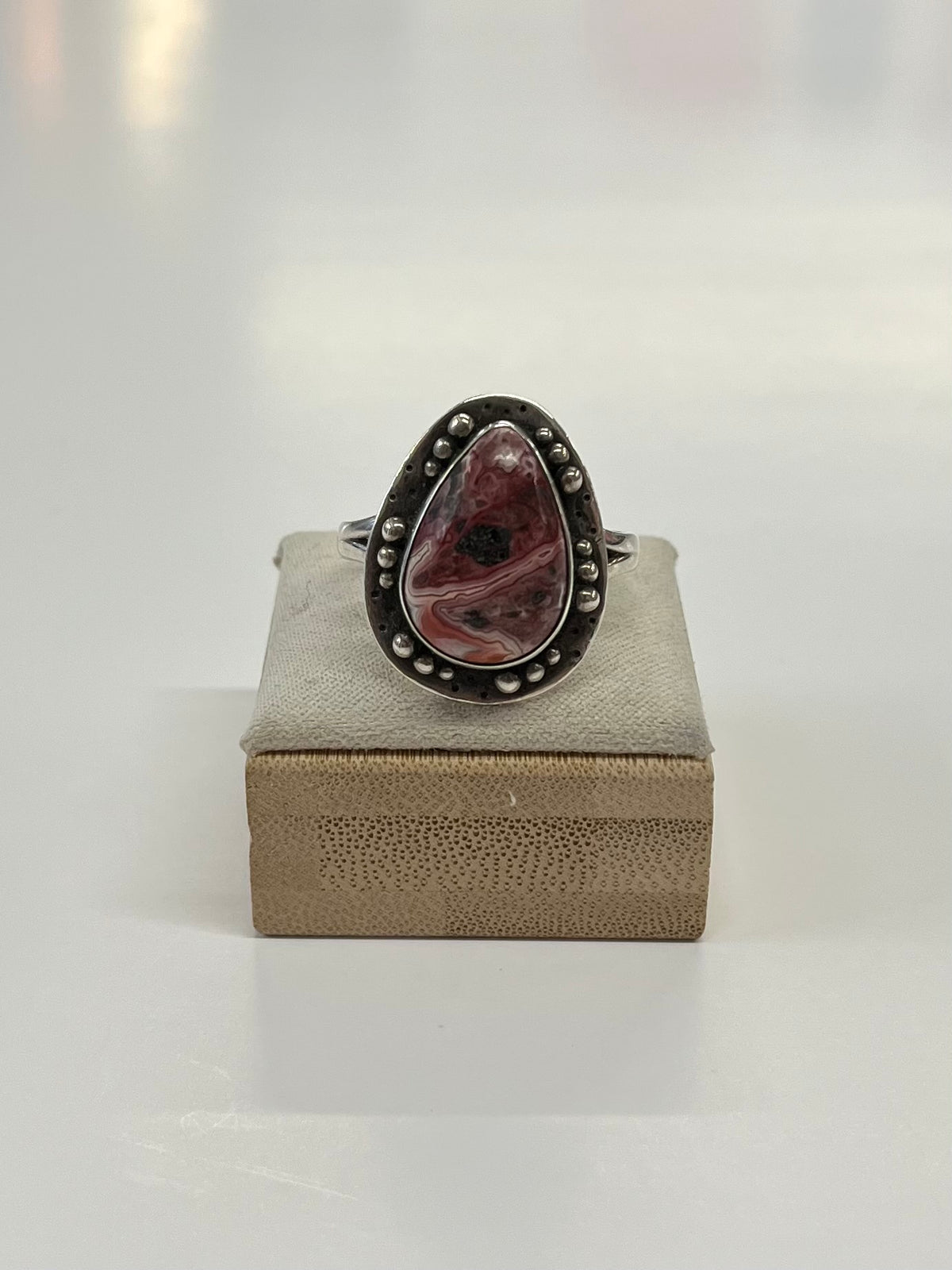 1980s Vintage Sterling and Agate Southwest Ring - Size 13