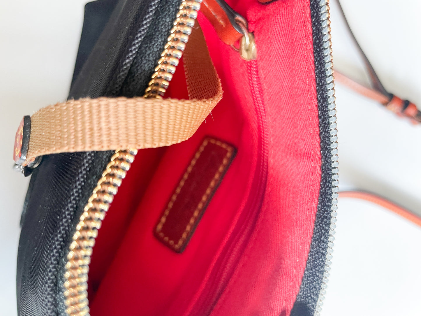 1990s Vintage Dooney & Bourke Nylon Crossbody Purse