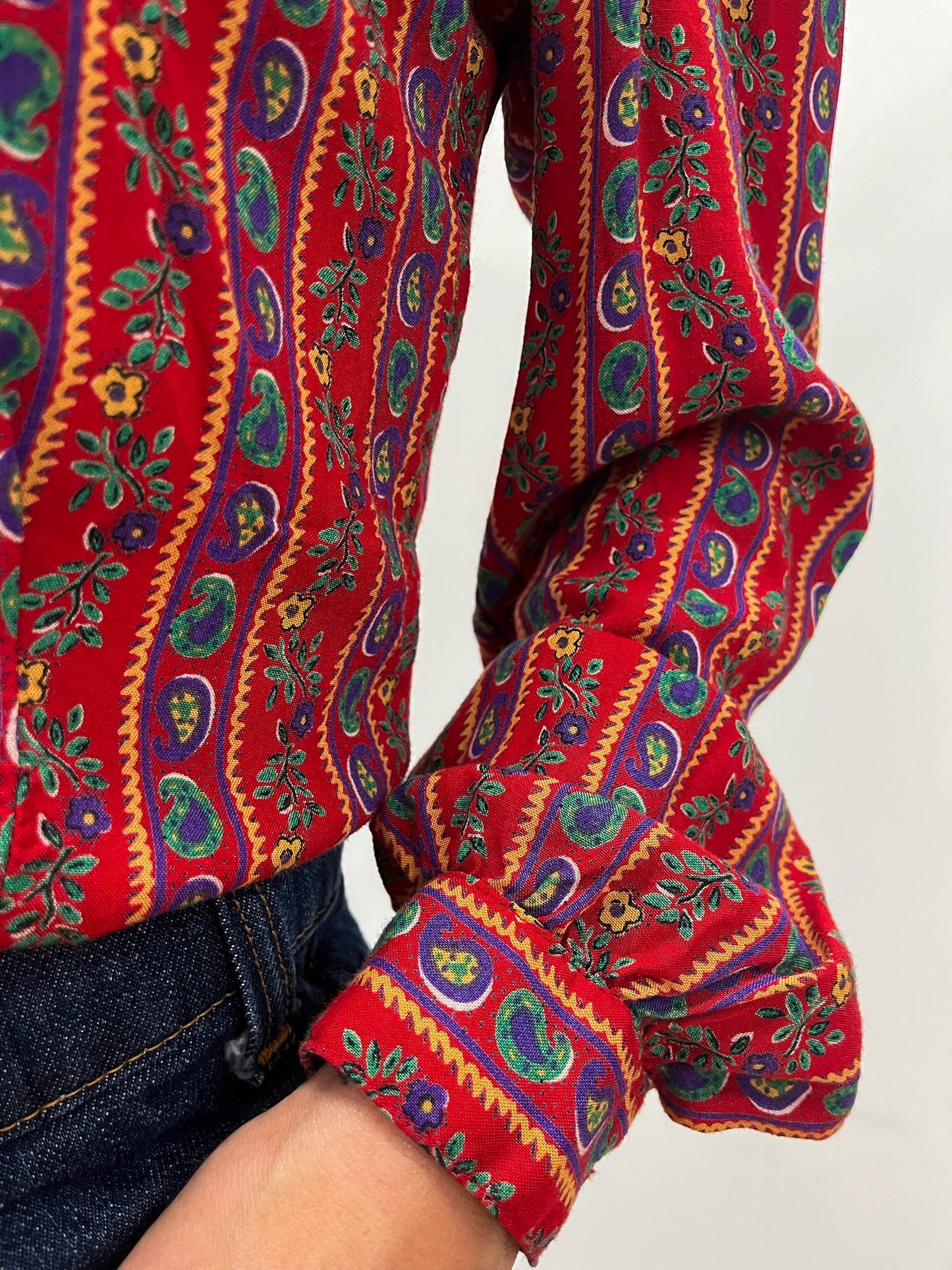 1980s Vintage Big Collared Paisley Floral Button Up Blouse