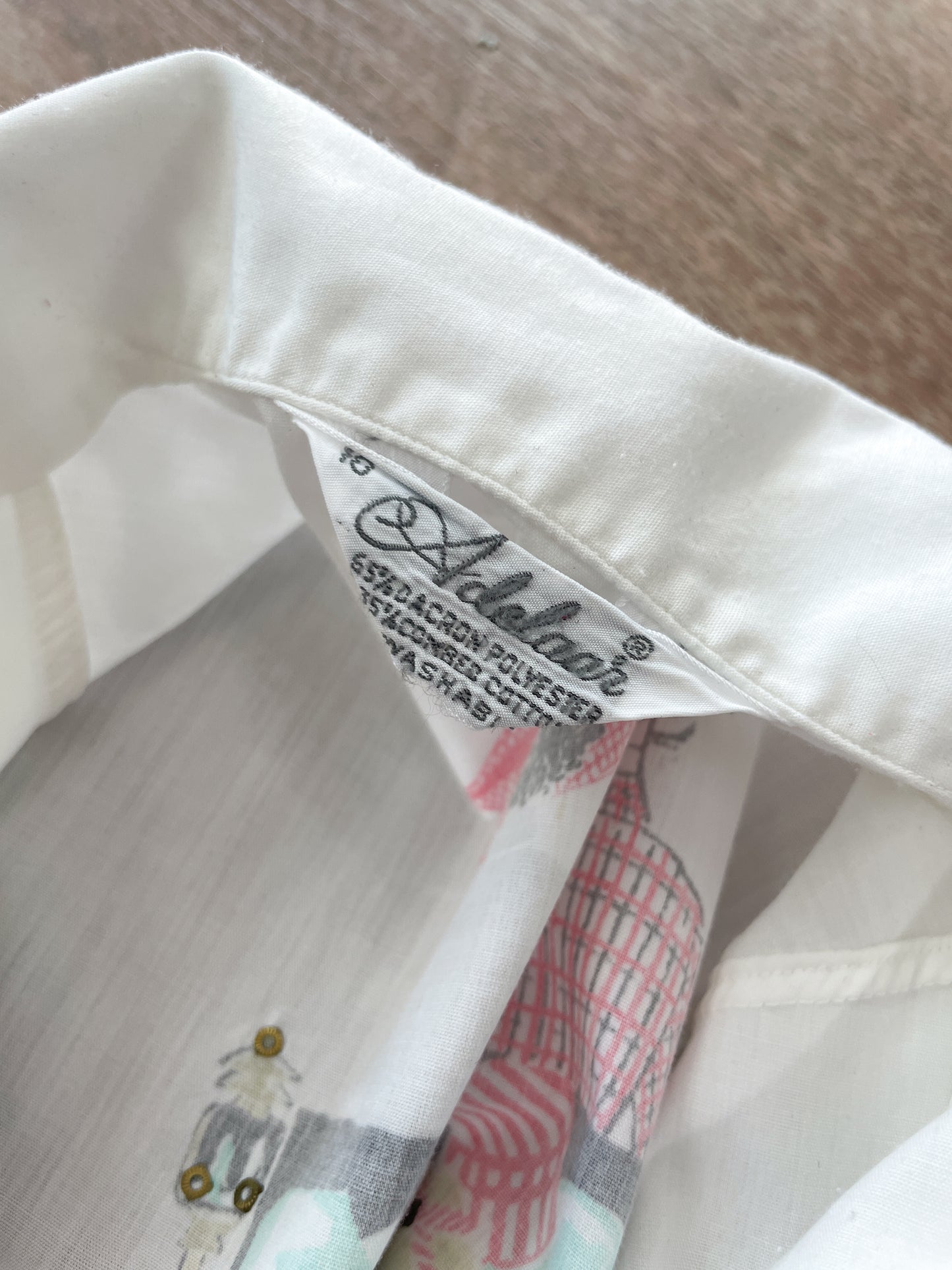 1950s Vintage Holiday Tree Carriage Ride Christmas Presents Novelty Sequin Blouse