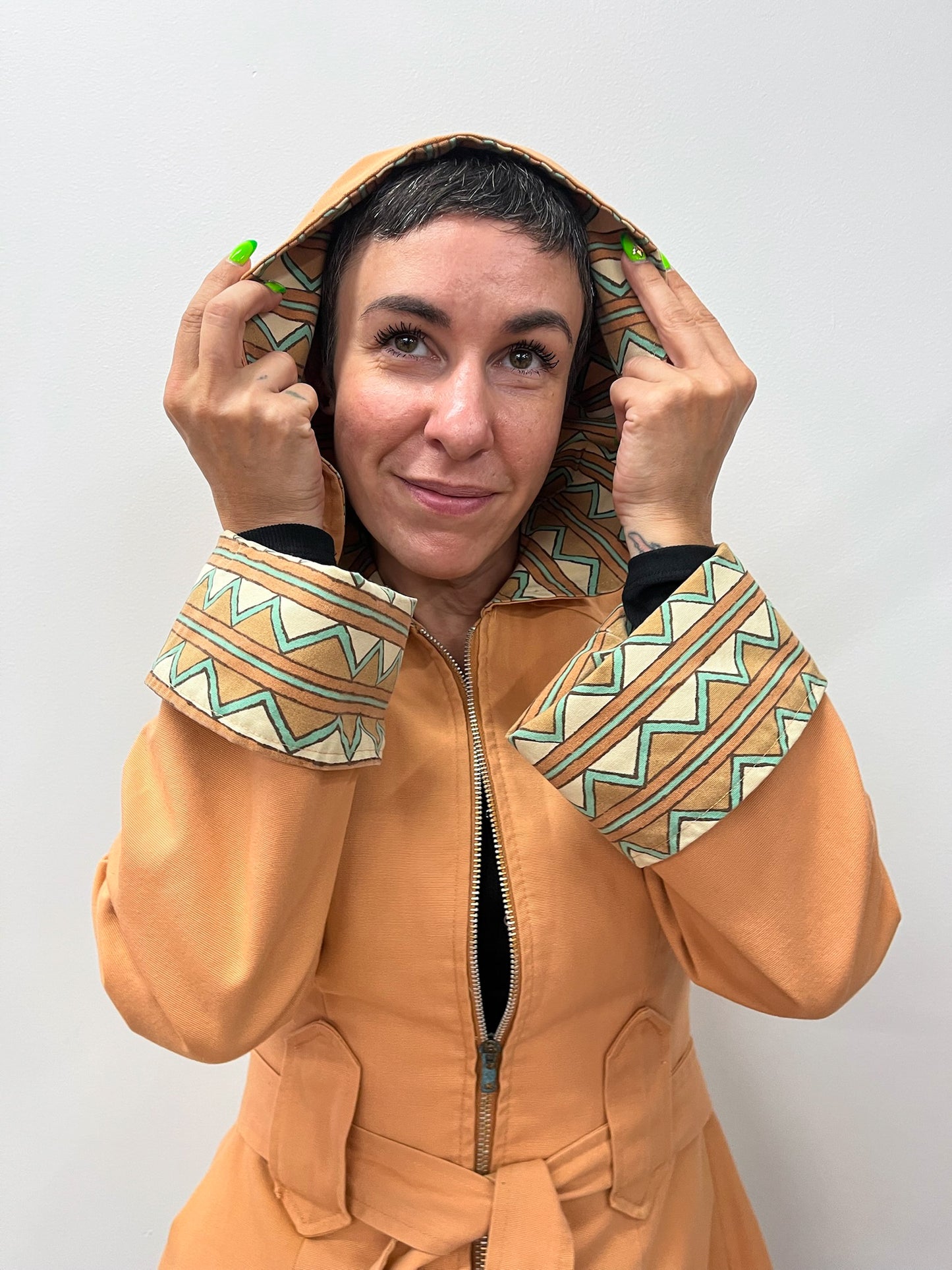 1970s Vintage Terracotta Chevron Western Style Hooded Jacket with Belt