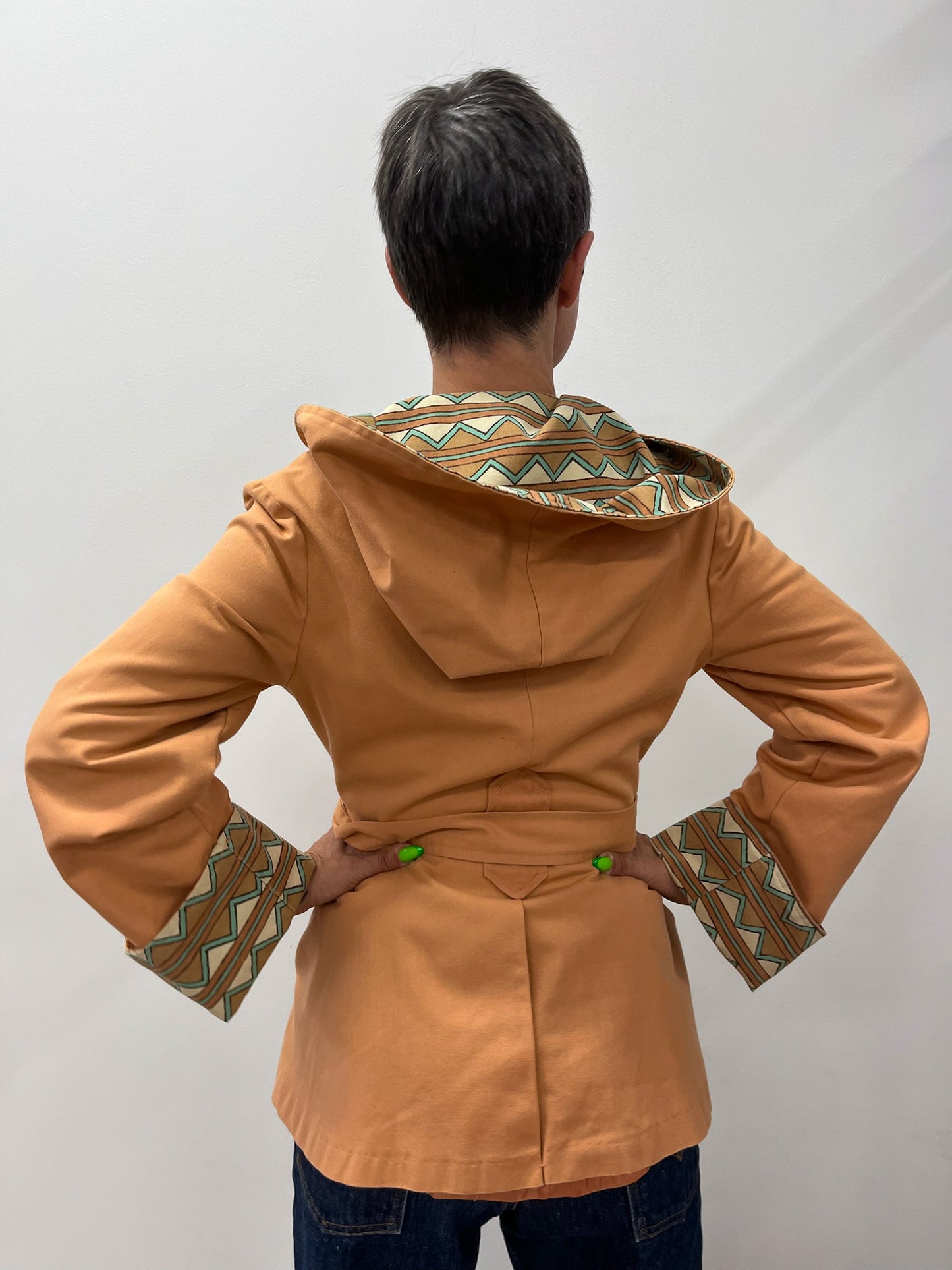 1970s Vintage Terracotta Chevron Western Style Hooded Jacket with Belt