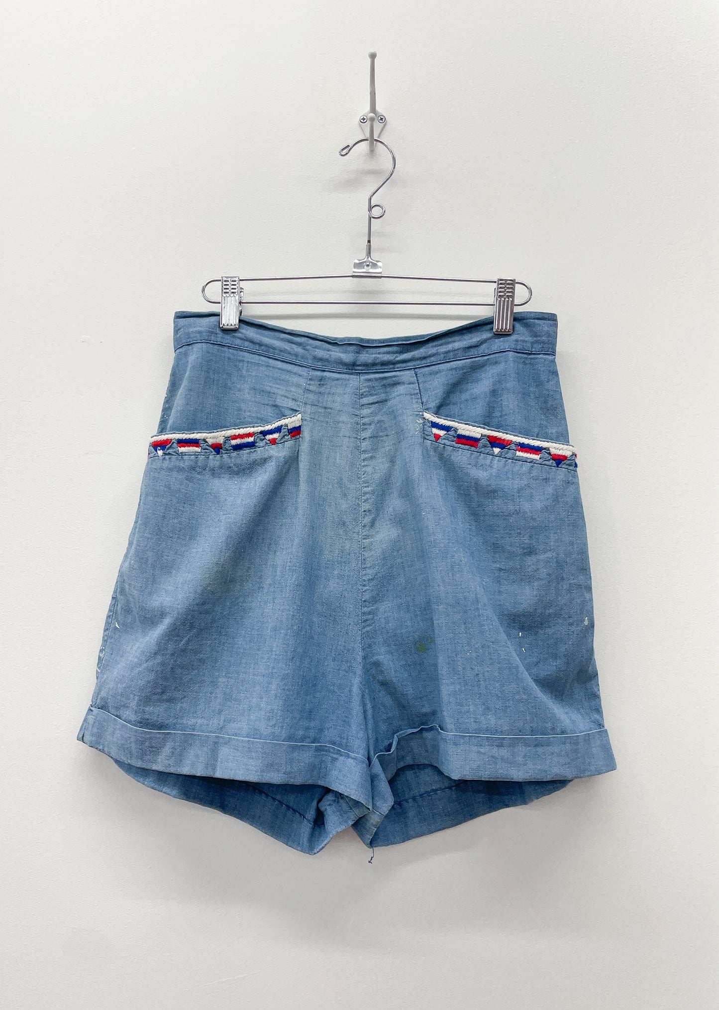 1950s Vintage Embroidered Chambray High Waist Shorts