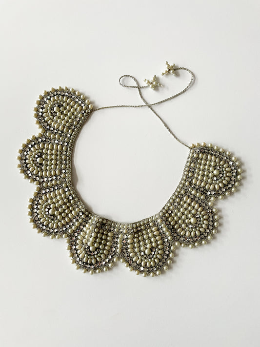 1950s Vintage Handmade Beaded Pearl Collar