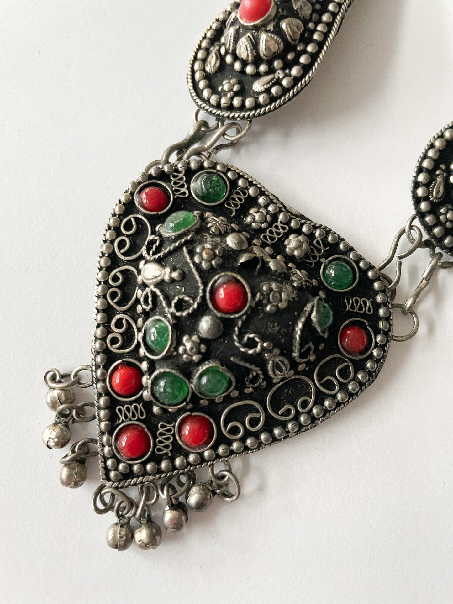 1970s Vintage Heart & Teardrop Statement Necklace