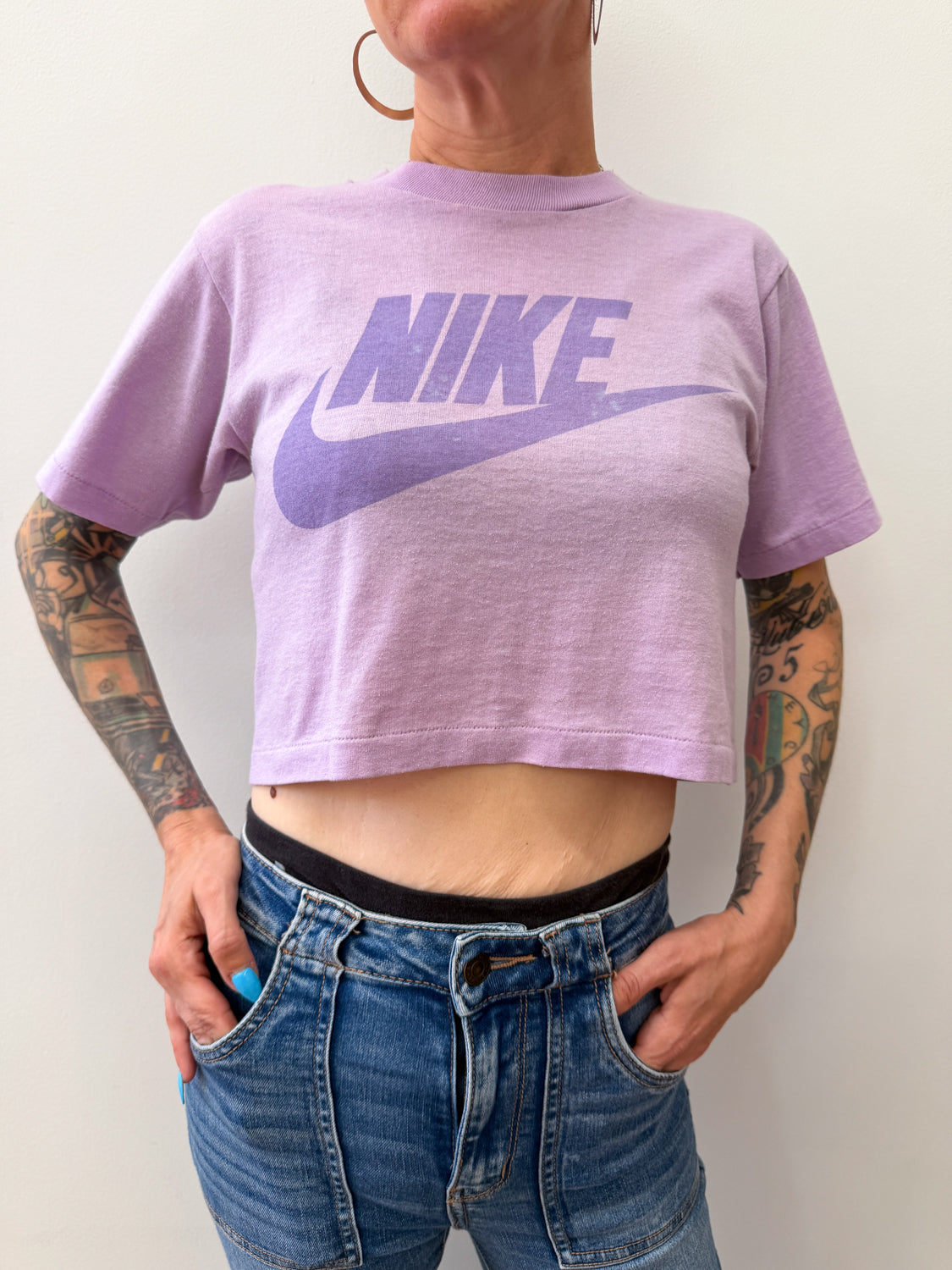1980s Vintage NIKE Swoosh Lavender Purple Crop Top Tee – The Getup