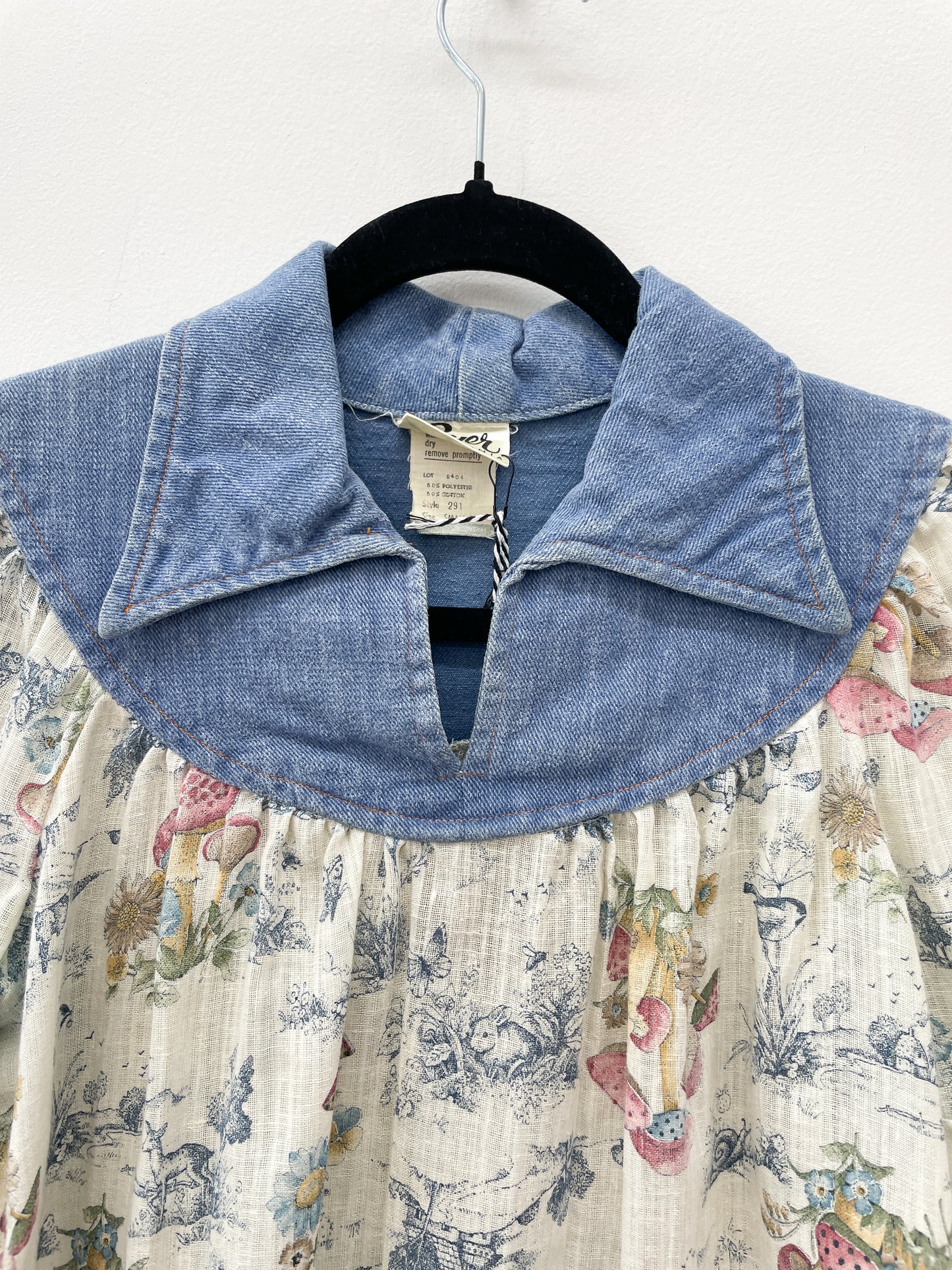 1970s Vintage Mushroom Print Denim Collared Blouse