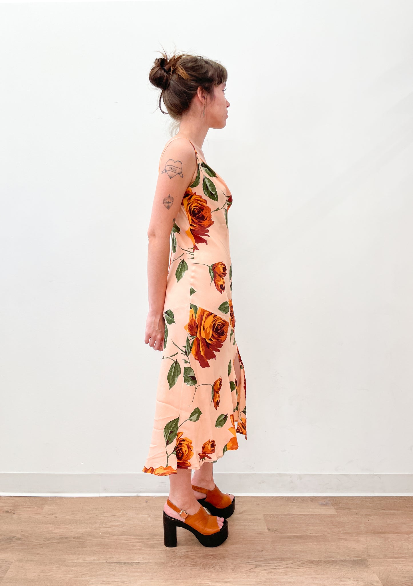 1990s Vintage Peach Roses Rayon Dress