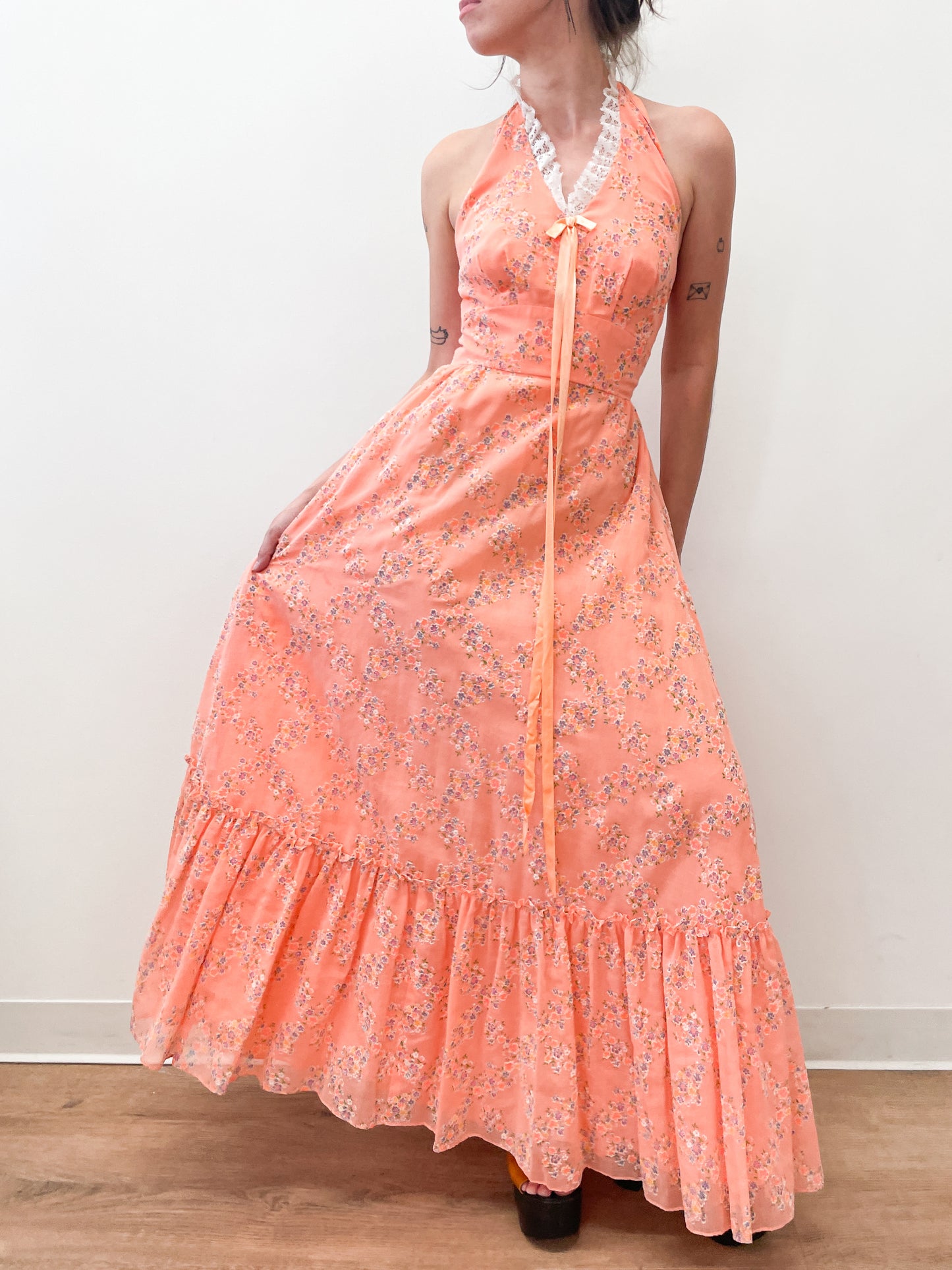 1970s Vintage Orange Floral Maxi Dress with Shawl