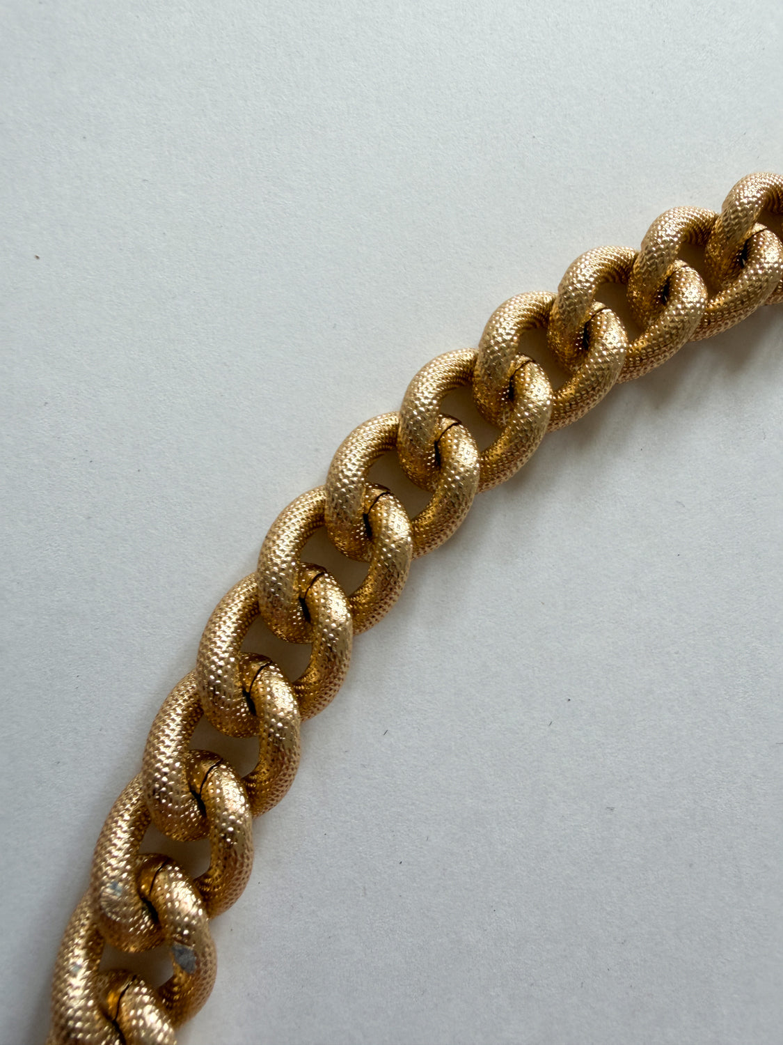 1980s Vintage Gold-Toned Big Chunky Chain Necklace