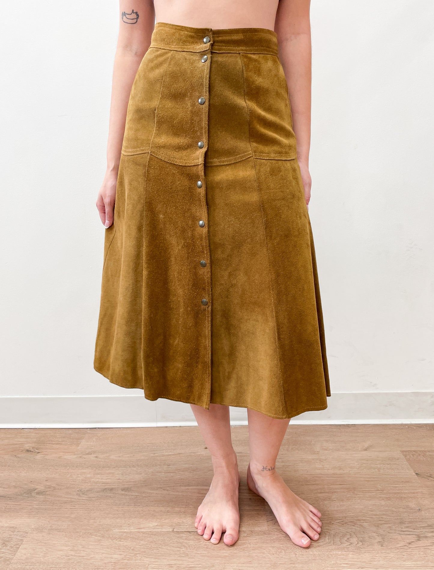 1970's Vintage Butterscotch Suede Leather Snap Front Skirt