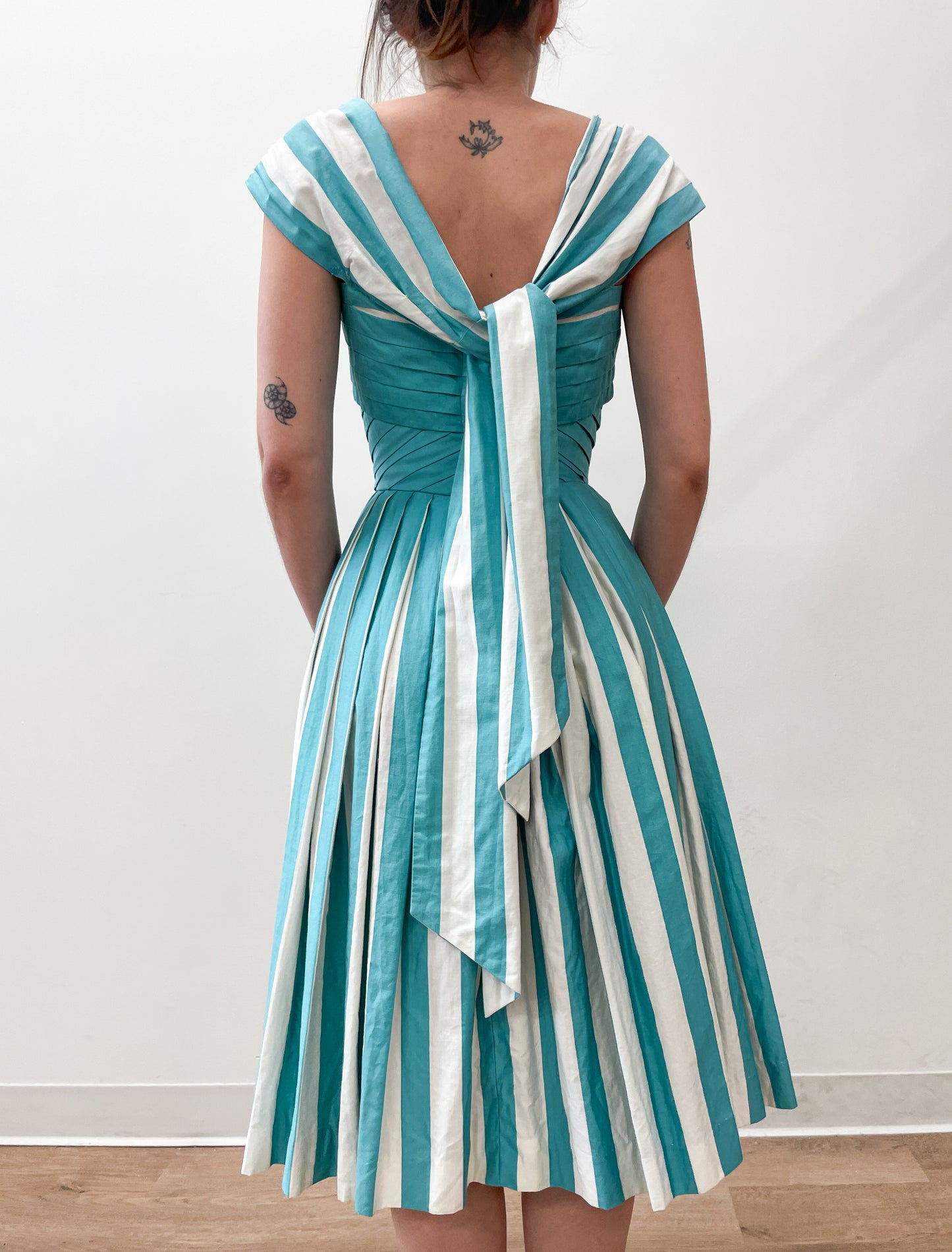 1950s Vintage Teal and White New Look Party Dress