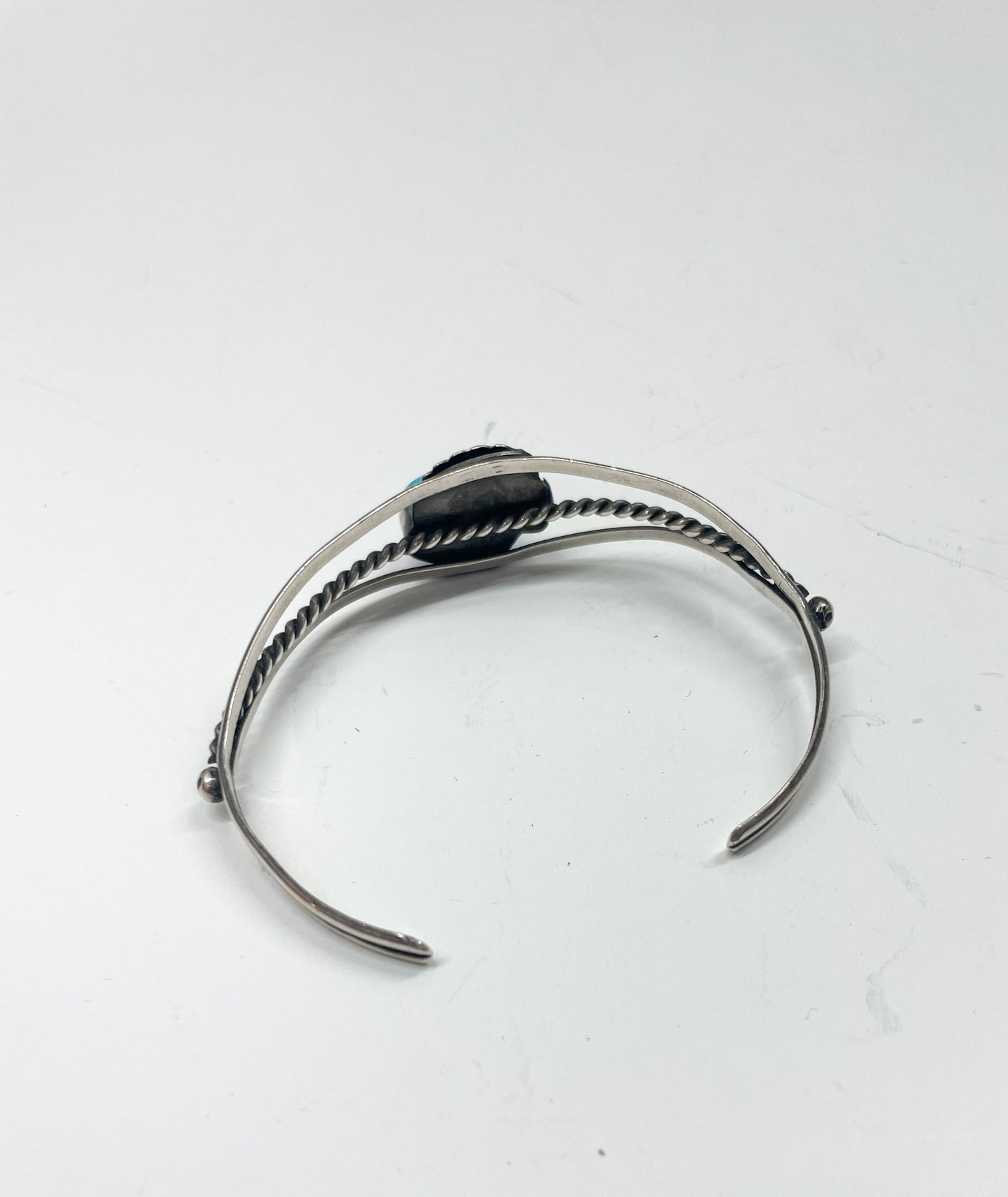 1970s Vintage Sterling and Turquoise Natural Stone Feather Cuff Bracelet