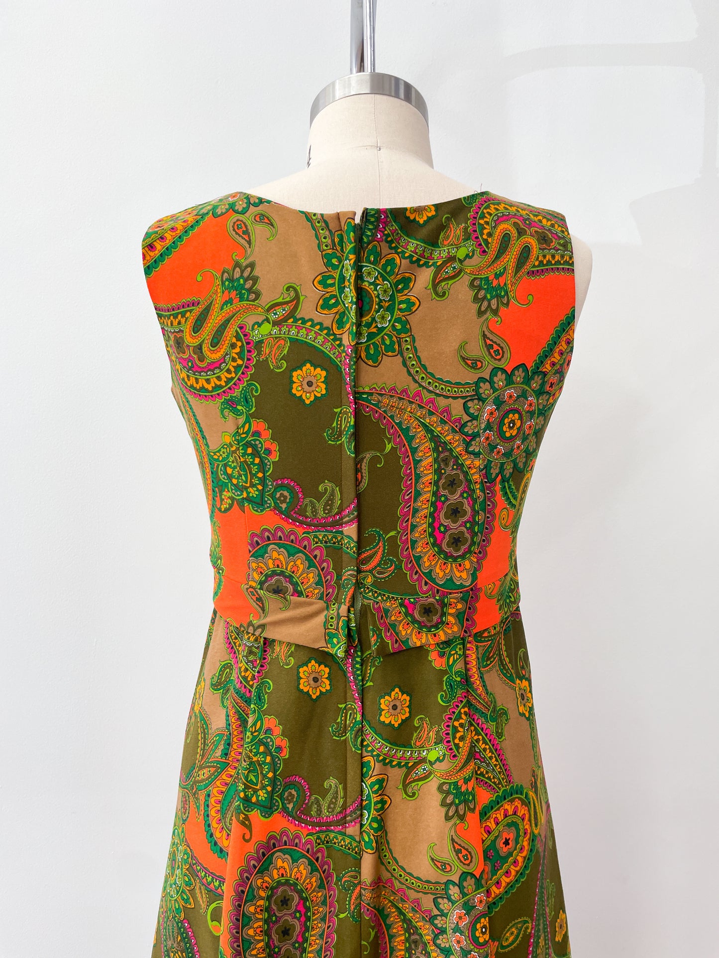 1970s Vintage Hawaiian Paisley Maxi Dress by Hawaii Nei Honolulu
