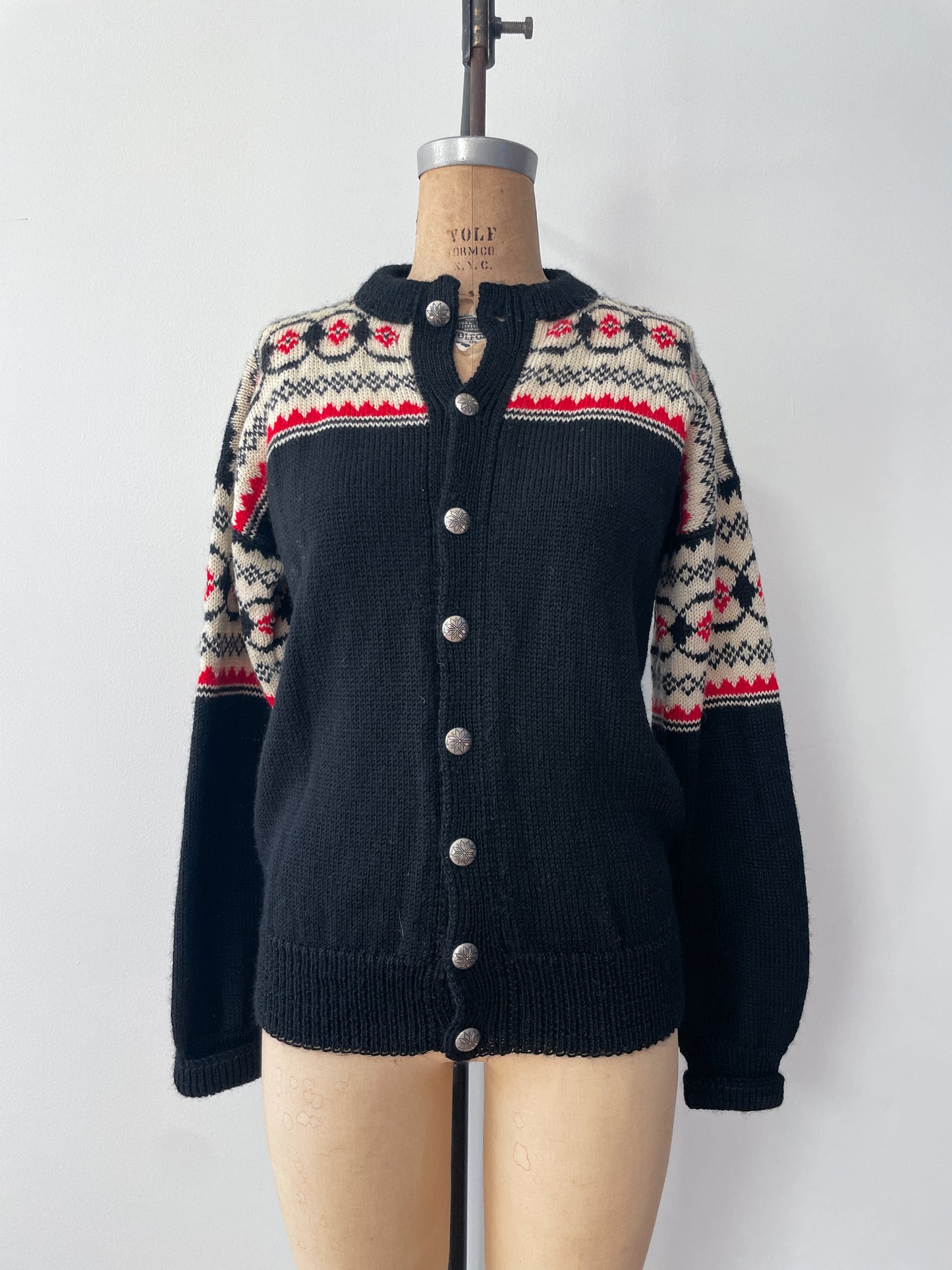 1950s Vintage Black Cream Red 100% Wool Fair Isle Norwegian Knit Cardigan Sweater