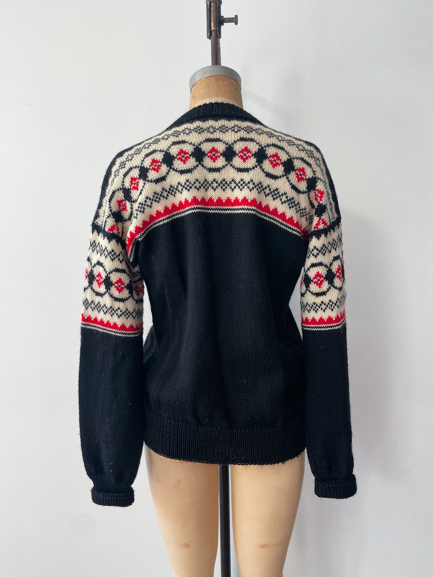1950s Vintage Black Cream Red 100% Wool Fair Isle Norwegian Knit Cardigan Sweater