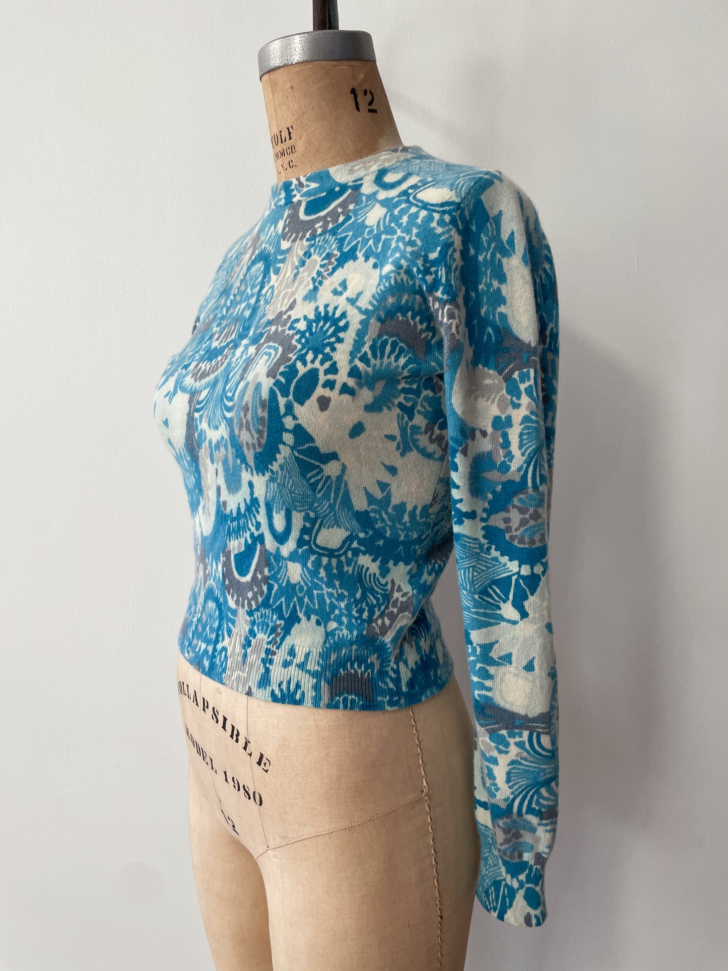 1950s Vintage Pringle of Scotland Pure 100% Cashmere Blue Sweater