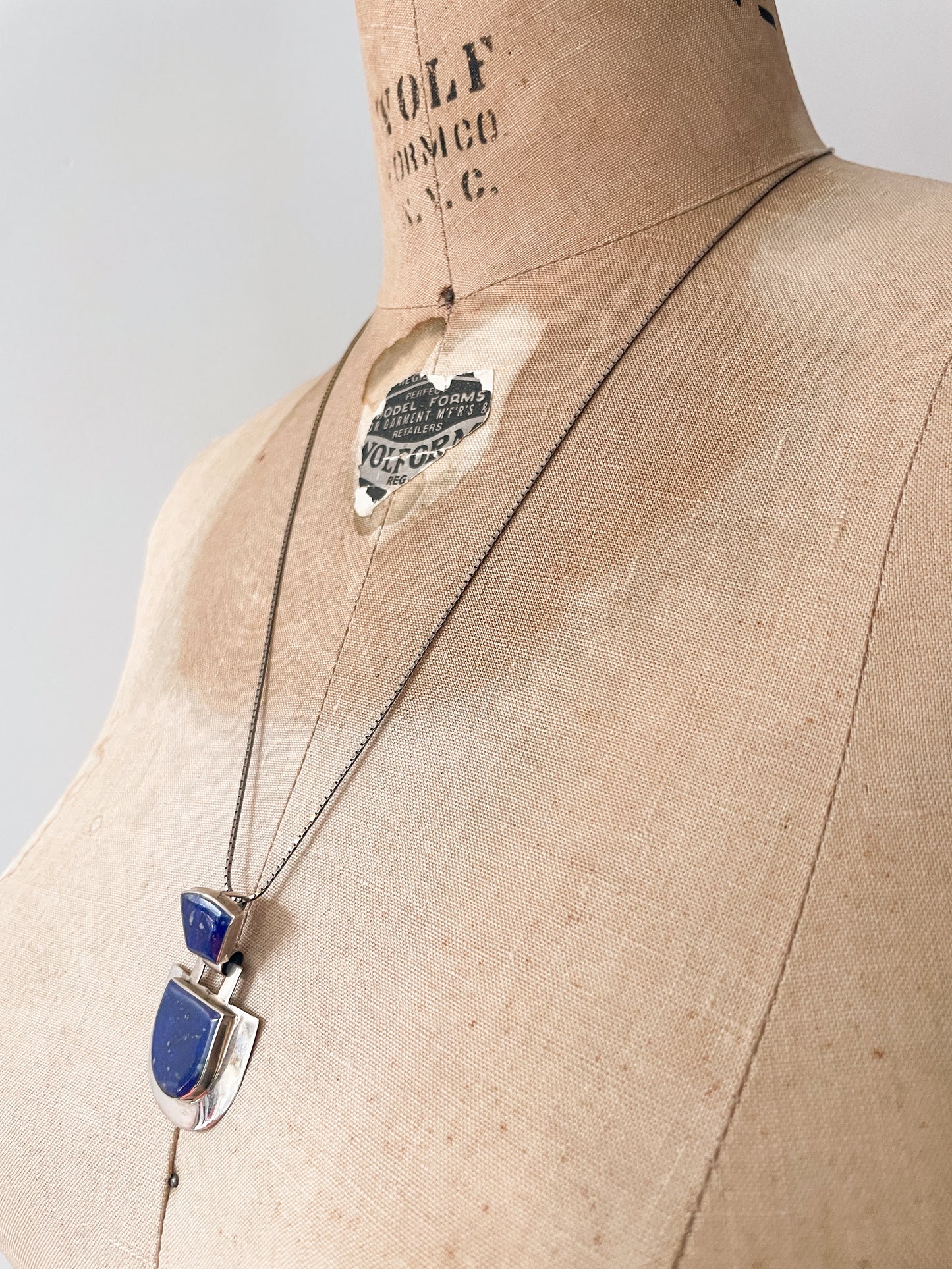 1990s Vintage Sterling Silver & Lapis Lazuli Abstract Statement Modernist Pendant Necklace