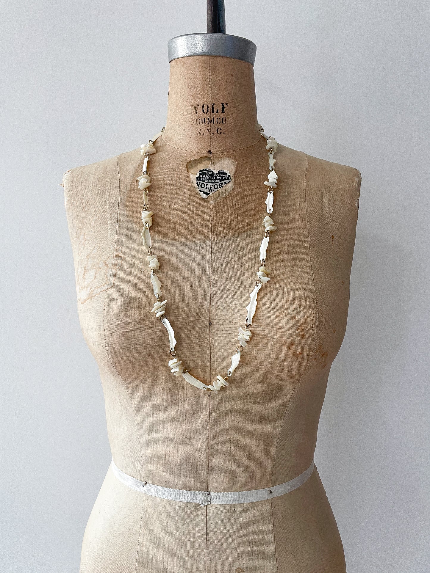 1970s Vintage Abalone Natural Shell Necklace