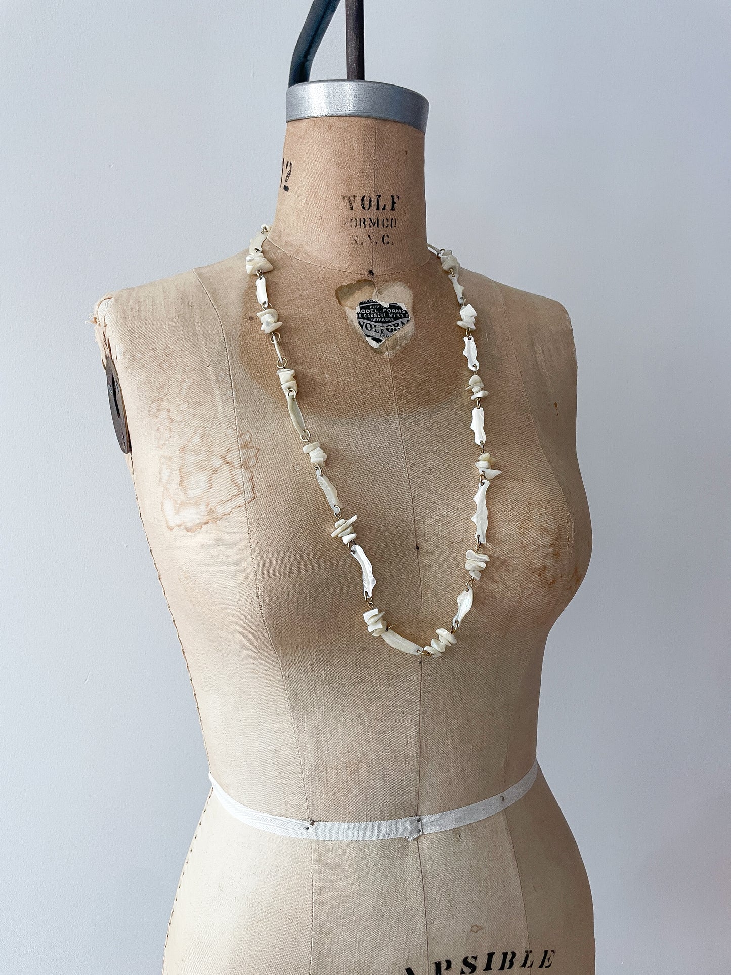 1970s Vintage Abalone Natural Shell Necklace