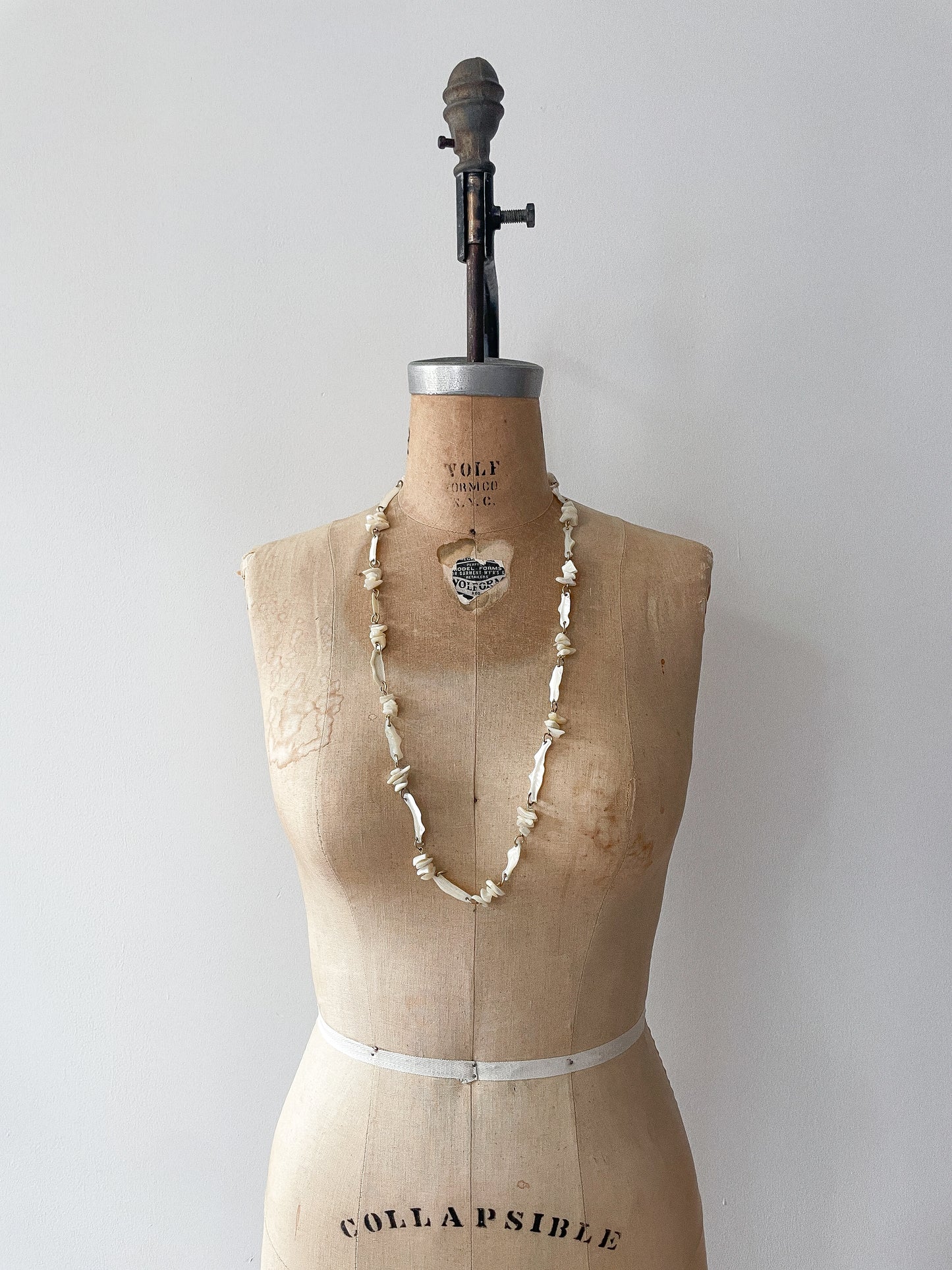 1970s Vintage Abalone Natural Shell Necklace