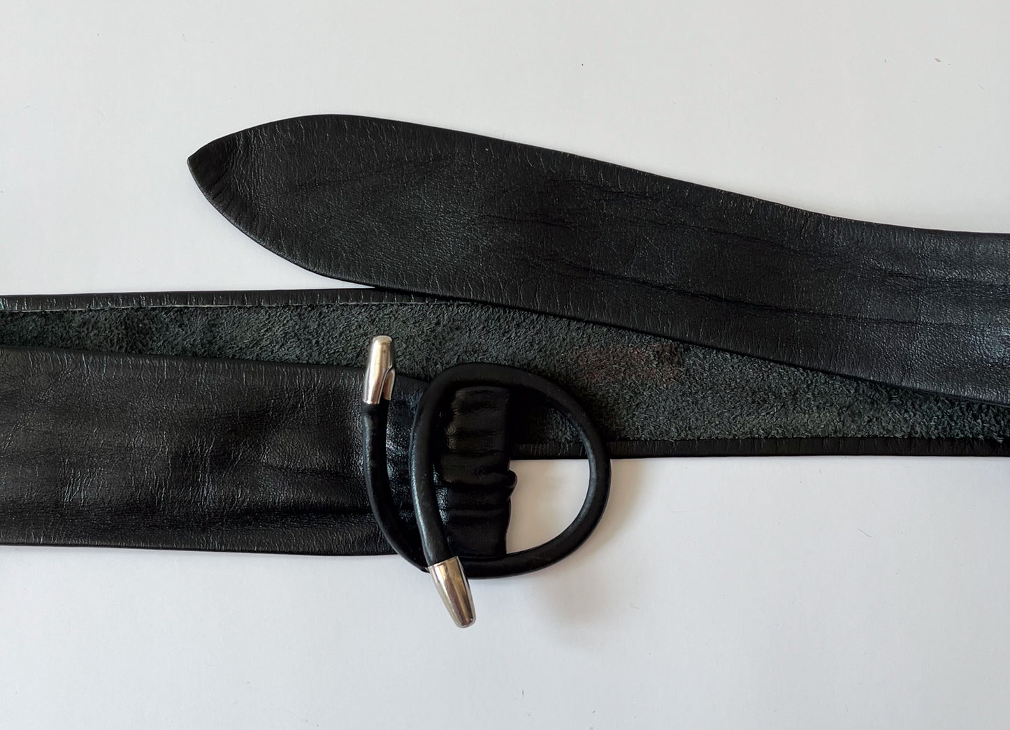 1980s Vintage Absract Buckle Black Leather Belt