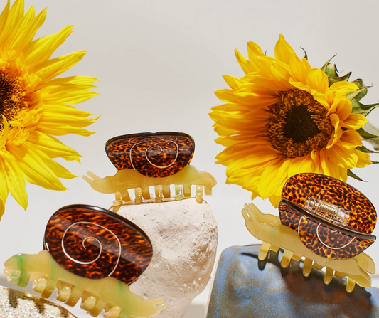 Snail Claw | Winona Irene