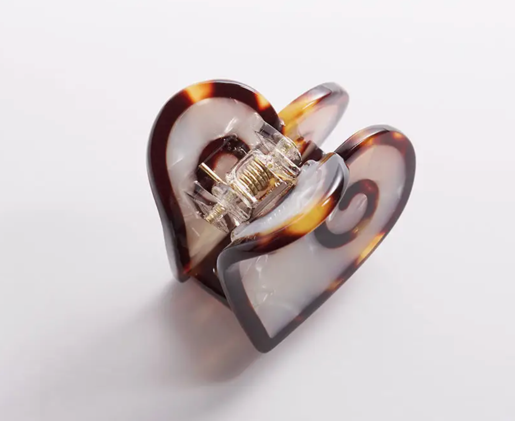 Dear Heart Claw | Winona Irene