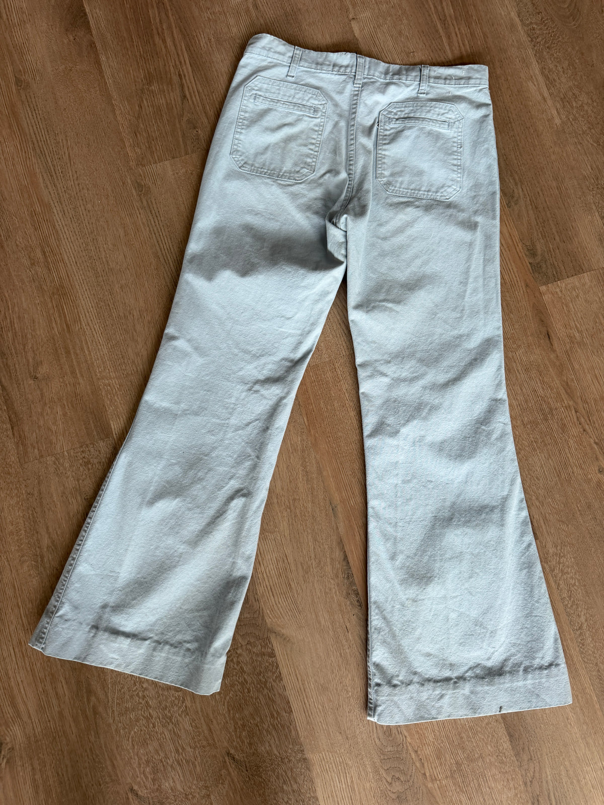 1960s - 1970's Levi's "BIG E" High Waisted Cotton Light Blue Wash Denim Bellbottom Pants - 34" x 31"