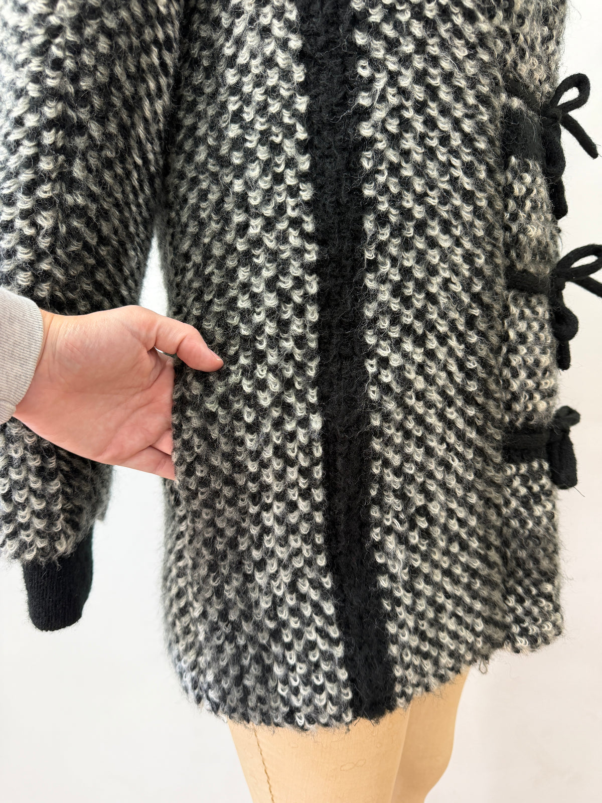 1980s Vintage Black & White Shaggy Knit Coat