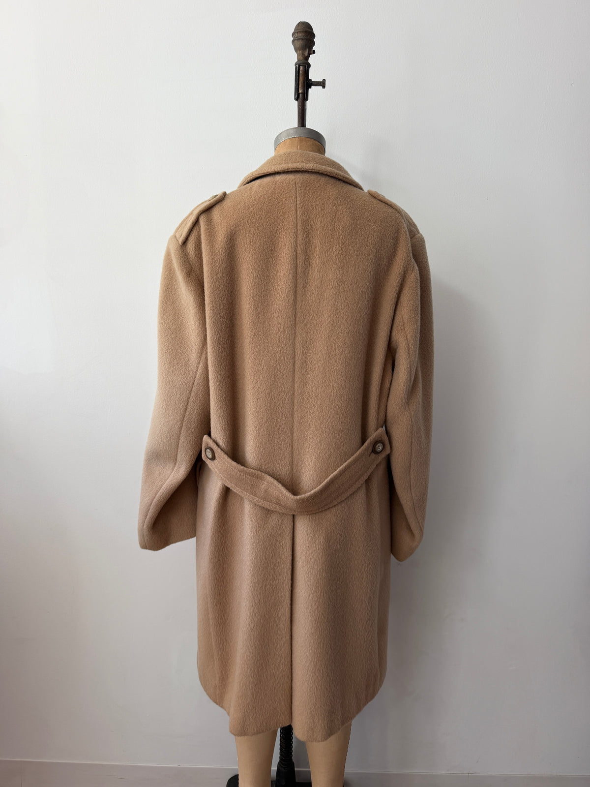 1970s Vintage Wide Lapel Lakeland Camel Wool Dress Coat
