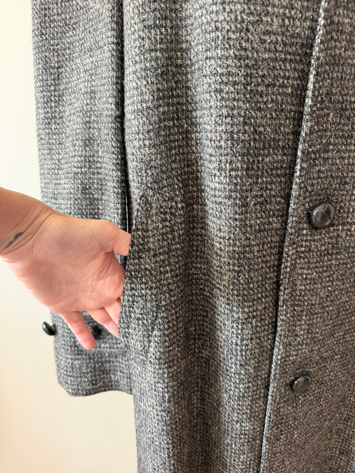 1960s Vintage Gray Harris Tweed Scottish Wool Coat