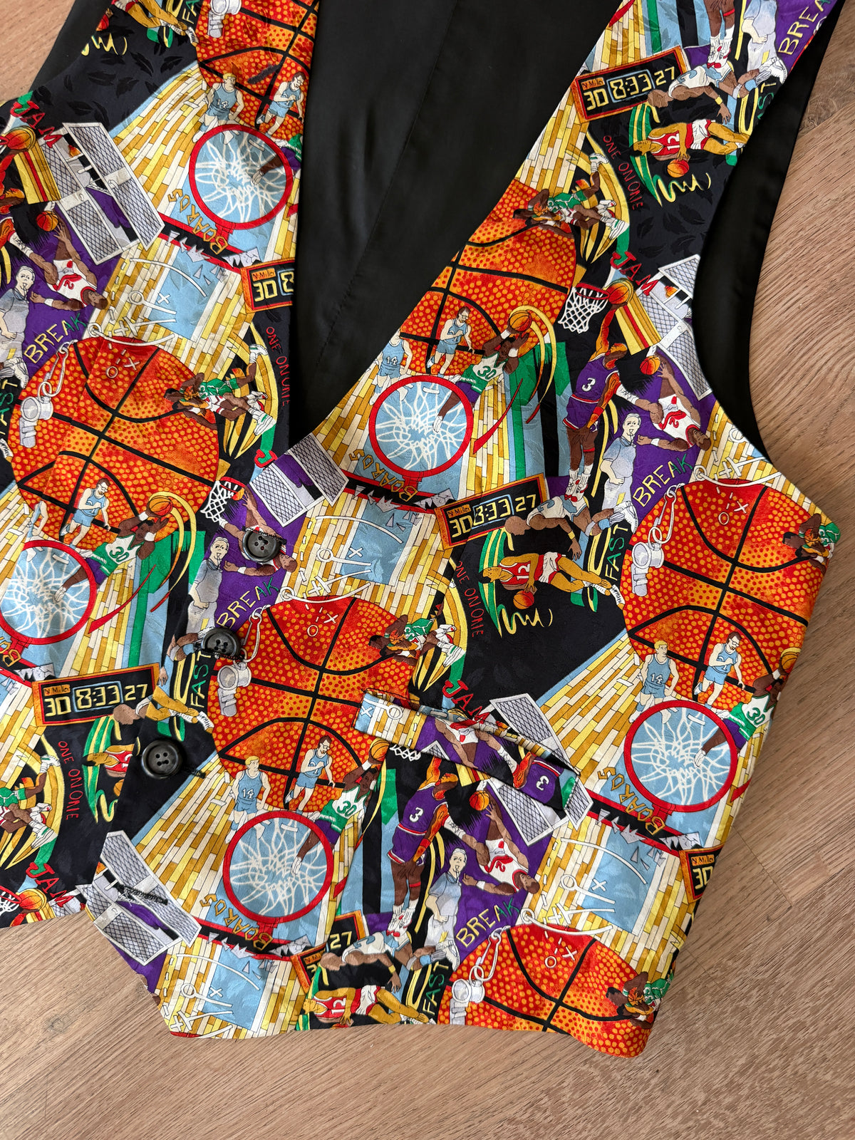 2000's Y2K Vintage Nicole Miller Novelty Print Basketball Vest 100% Silk