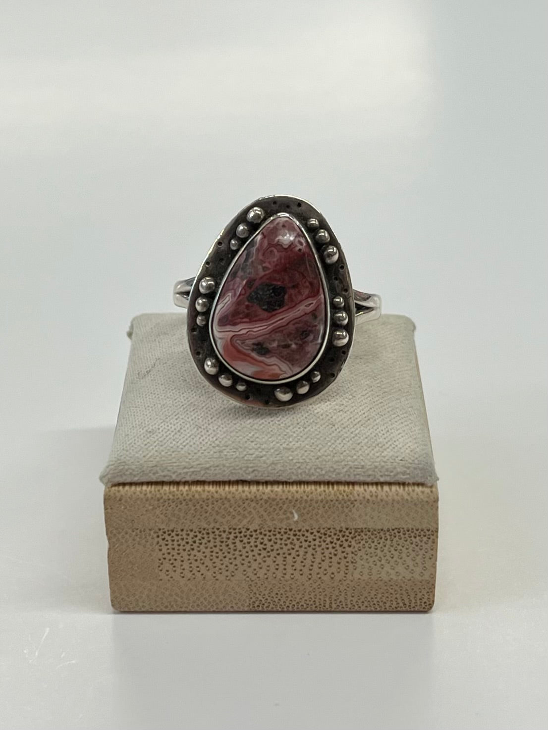 1980s Vintage Sterling and Agate Southwest Ring - Size 13