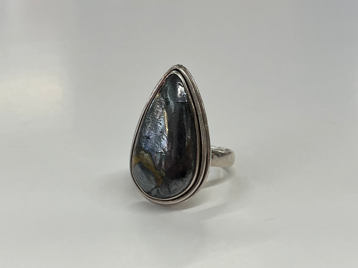 1990s Vintage Nuumite and Sterling Teardrop Ring - Size 7