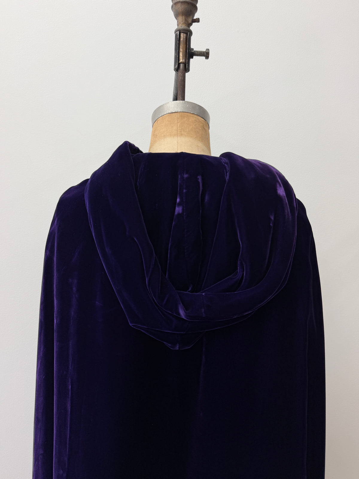 1950s - 1960s Vintage Deep Purple Velvet with Rhinestone Buttons Full Length Cape Cloak with Hood