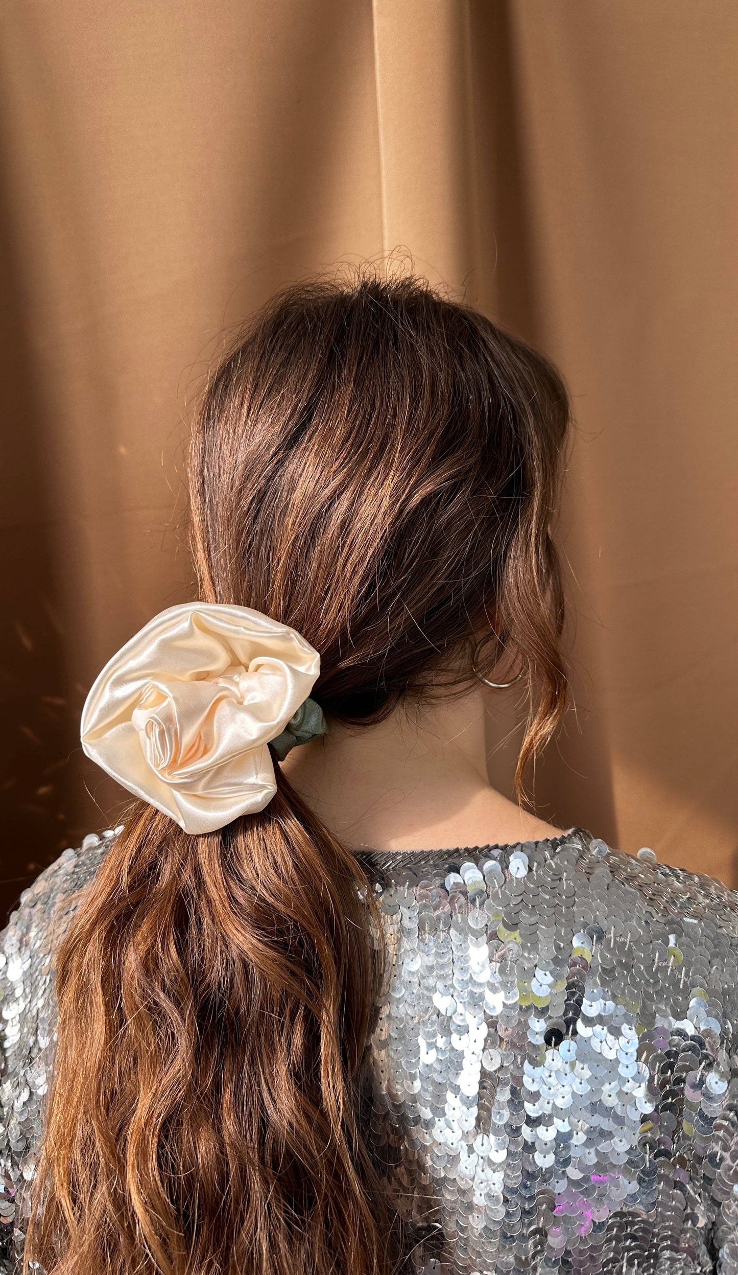 Rosette Scrunchie | Room Shop