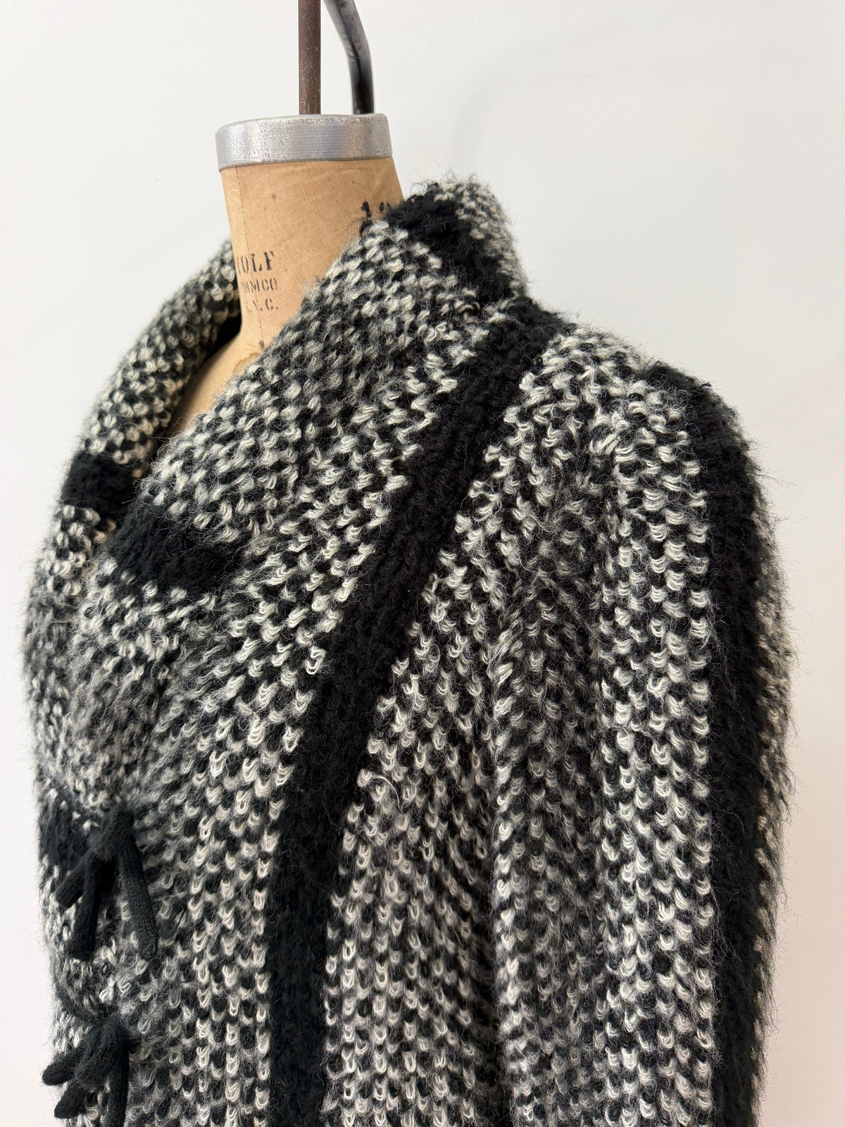 1980s Vintage Black & White Shaggy Knit Coat
