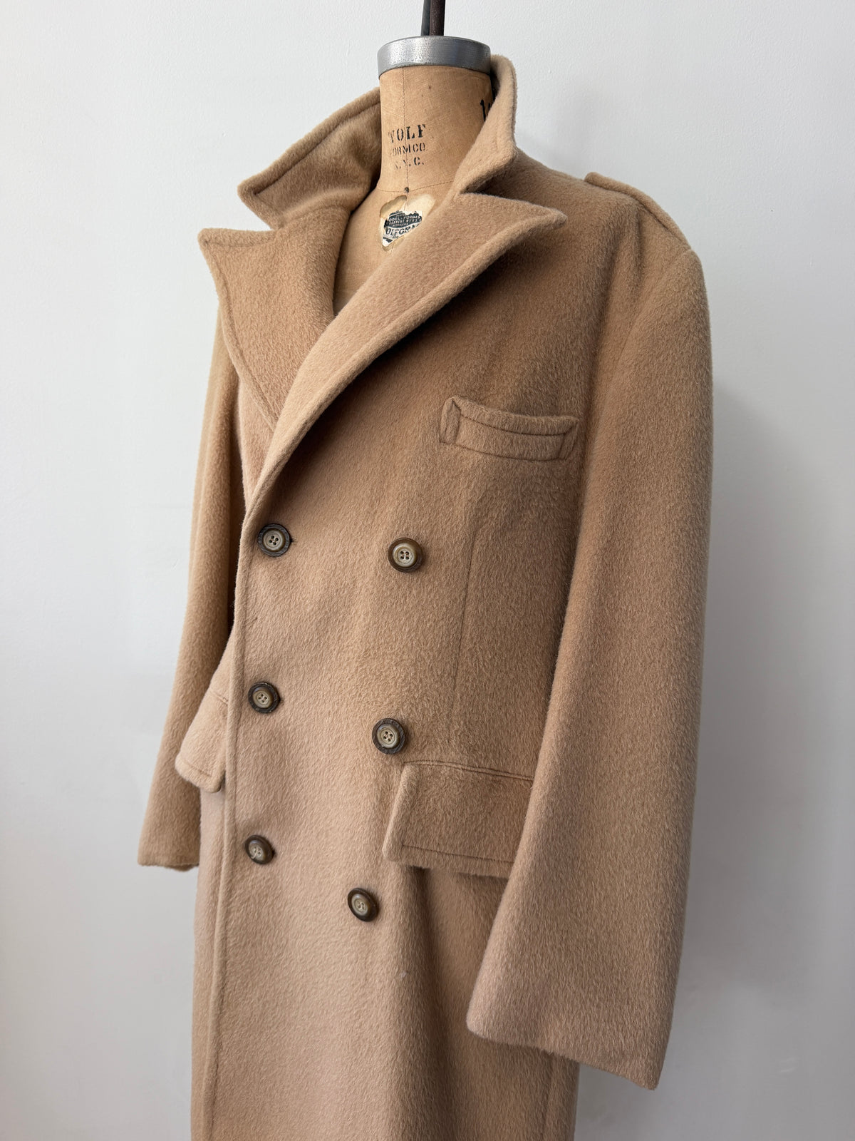 1970s Vintage Wide Lapel Lakeland Camel Wool Dress Coat