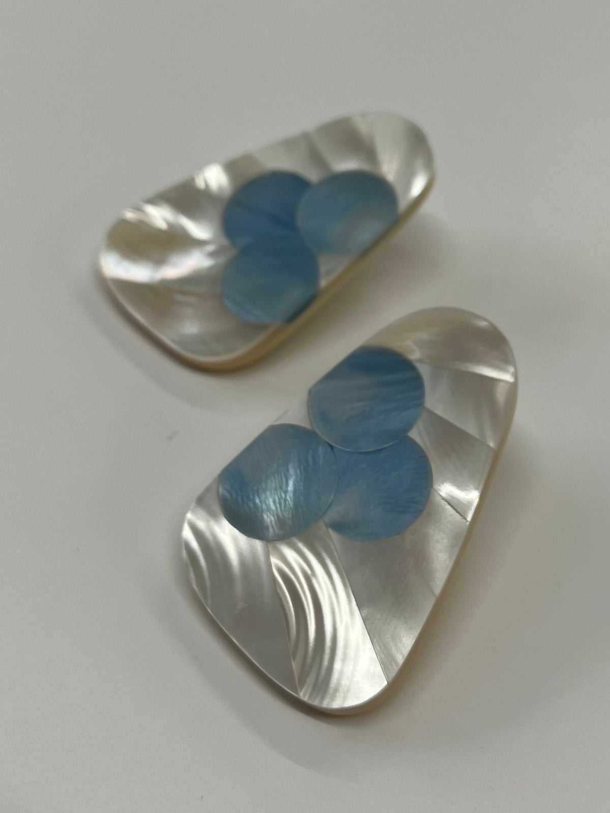 1980s Vintage Mother of Pearl Cloud Inlay Earrings