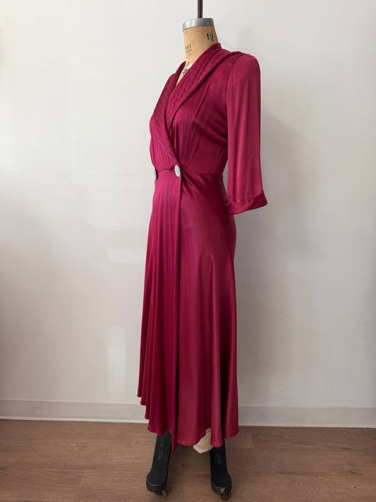 1940s Vintage Satin Plum Robe with Shell Buttons Old Hollywood Style