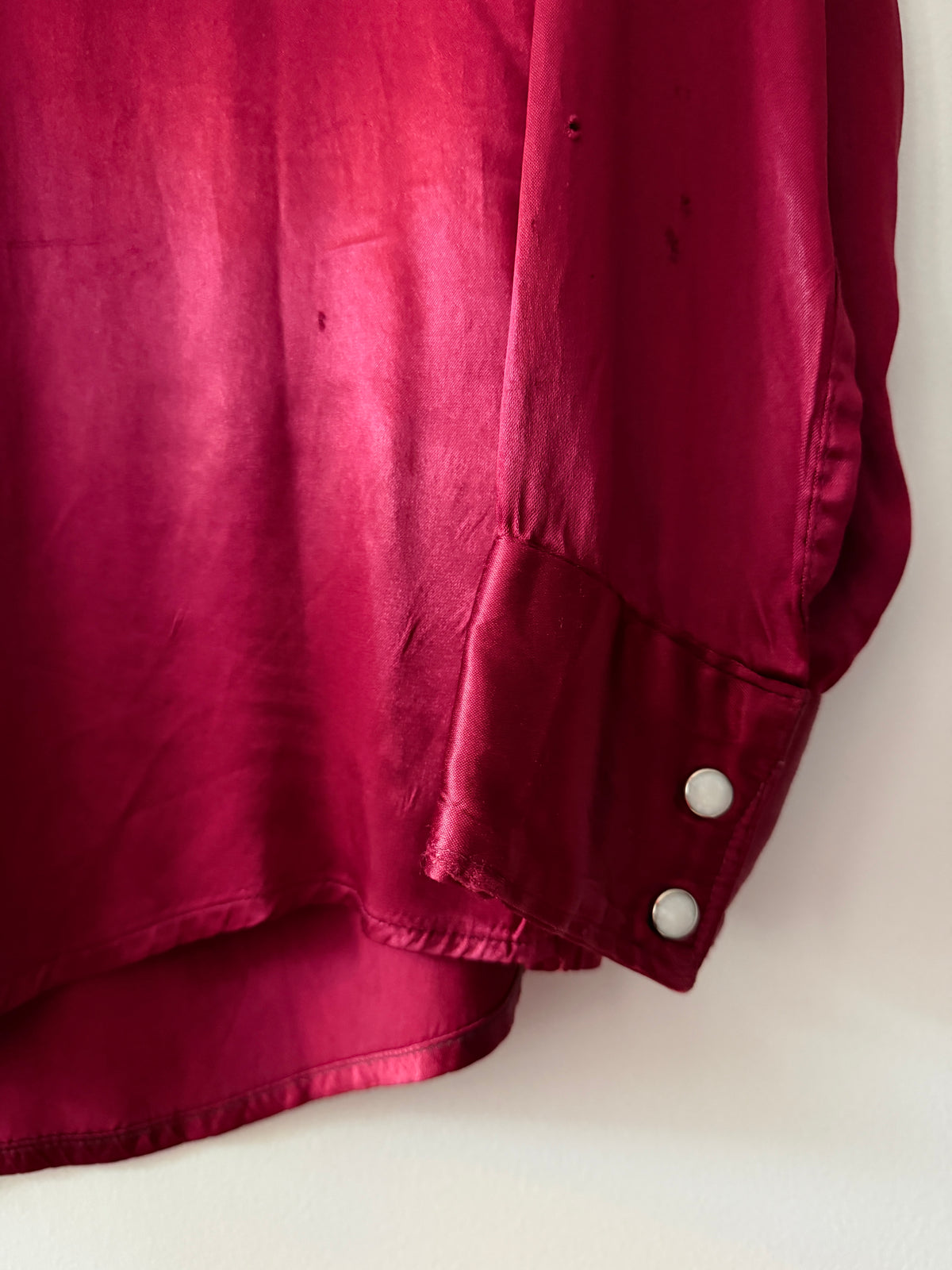 1950s Vintage Triple LLL Brand Western Embroidered Flower Western Satin Rayon Pearl Snap Shirt