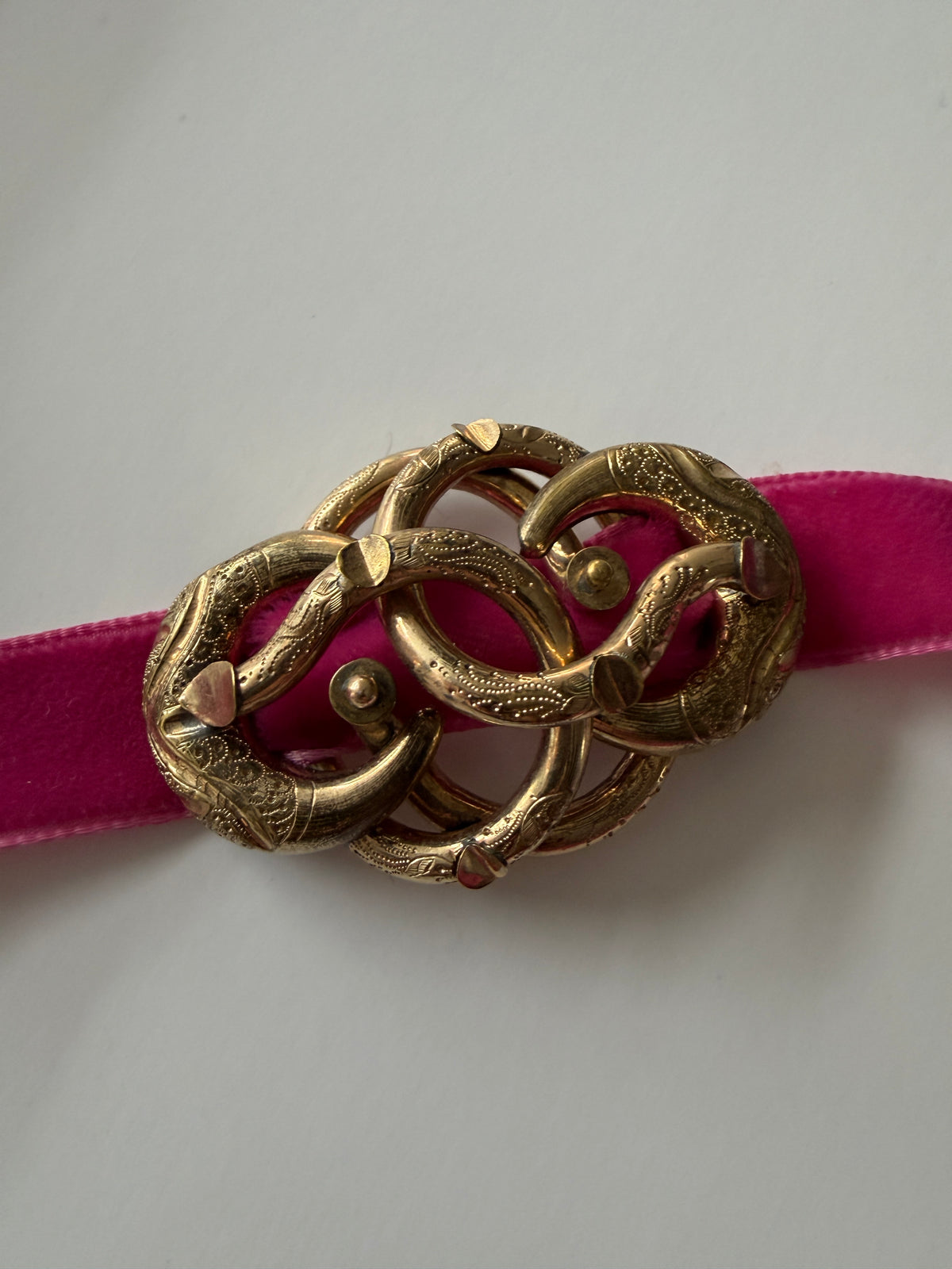 Early 1900s Antique Vintage Victorian Lover's Knot Brooch Choker or Pendant Necklace
