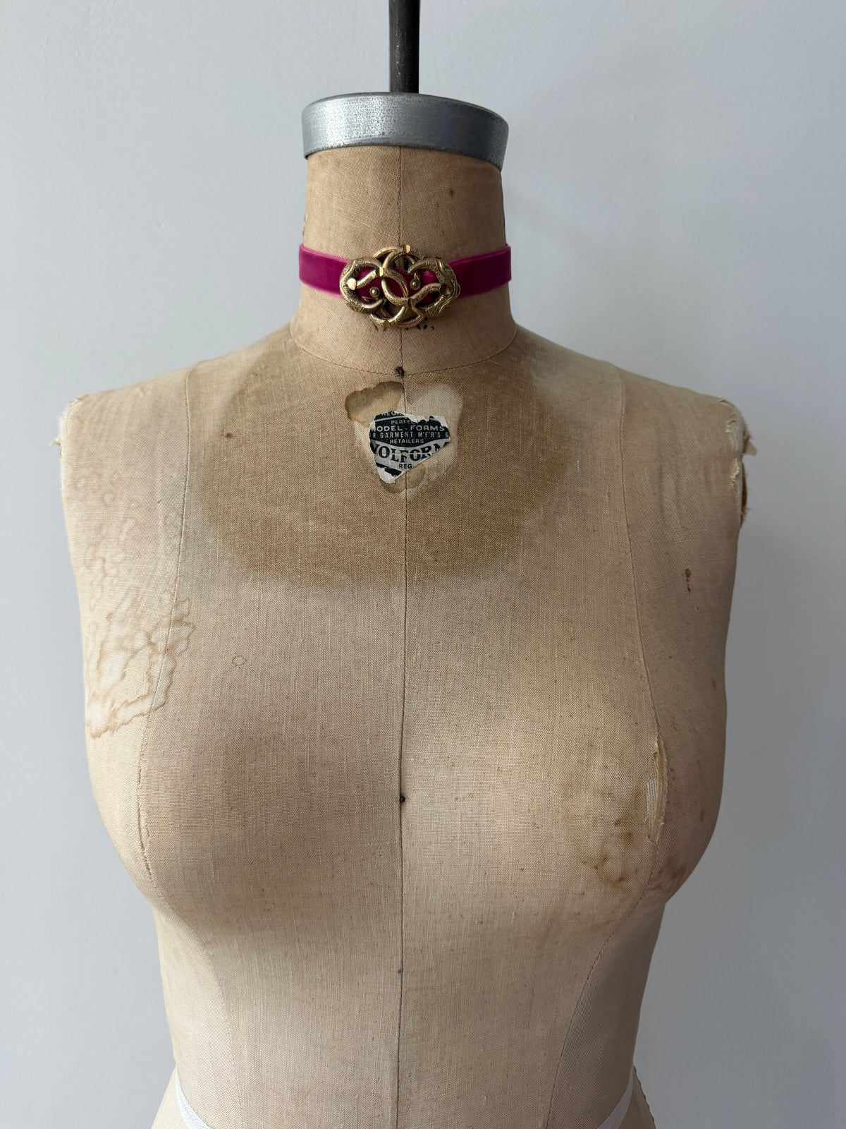 Early 1900s Antique Vintage Victorian Lover's Knot Brooch Choker or Pendant Necklace