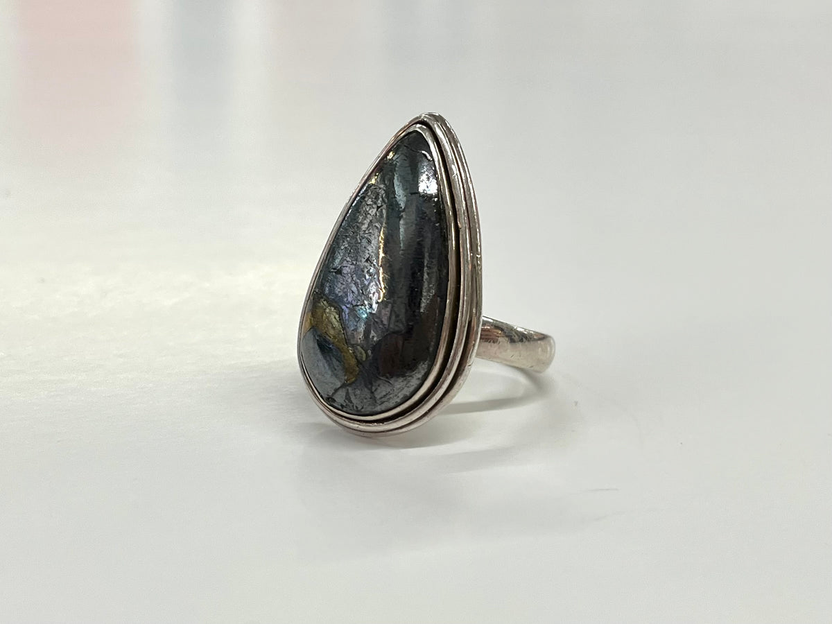 1990s Vintage Nuumite and Sterling Teardrop Ring - Size 7