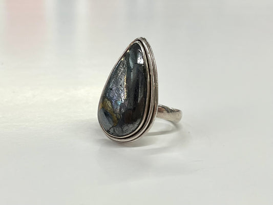 1990s Vintage Nuumite and Sterling Teardrop Ring - Size 7