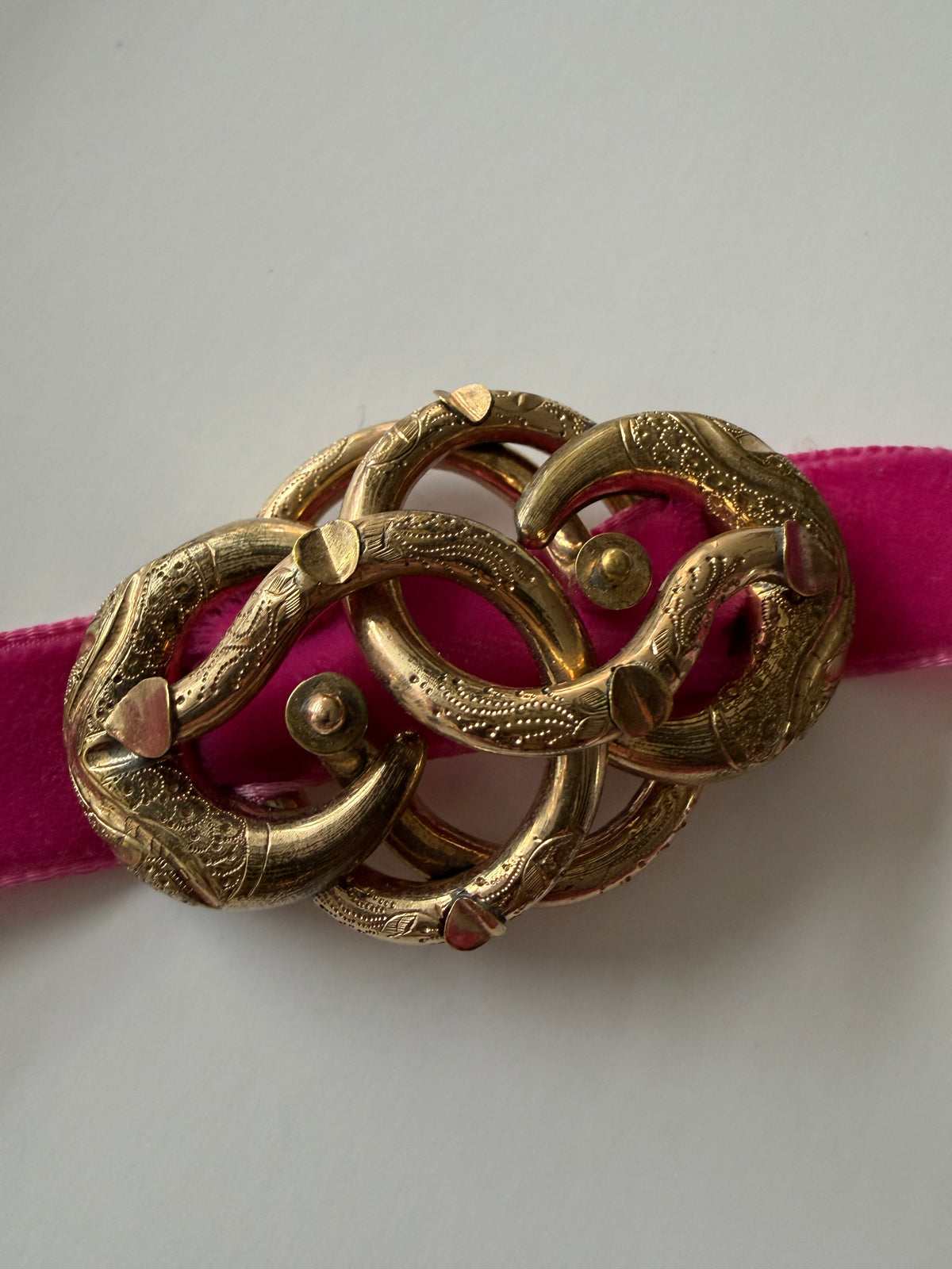 Early 1900s Antique Vintage Victorian Lover's Knot Brooch Choker or Pendant Necklace