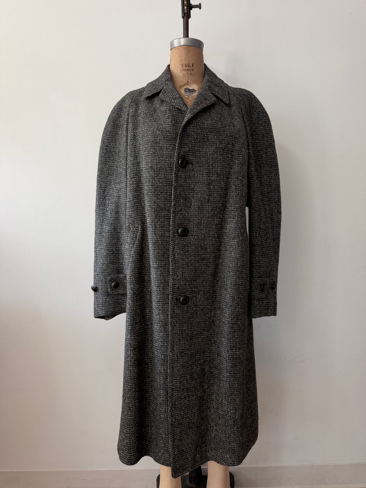1960s Vintage Gray Harris Tweed Scottish Wool Coat