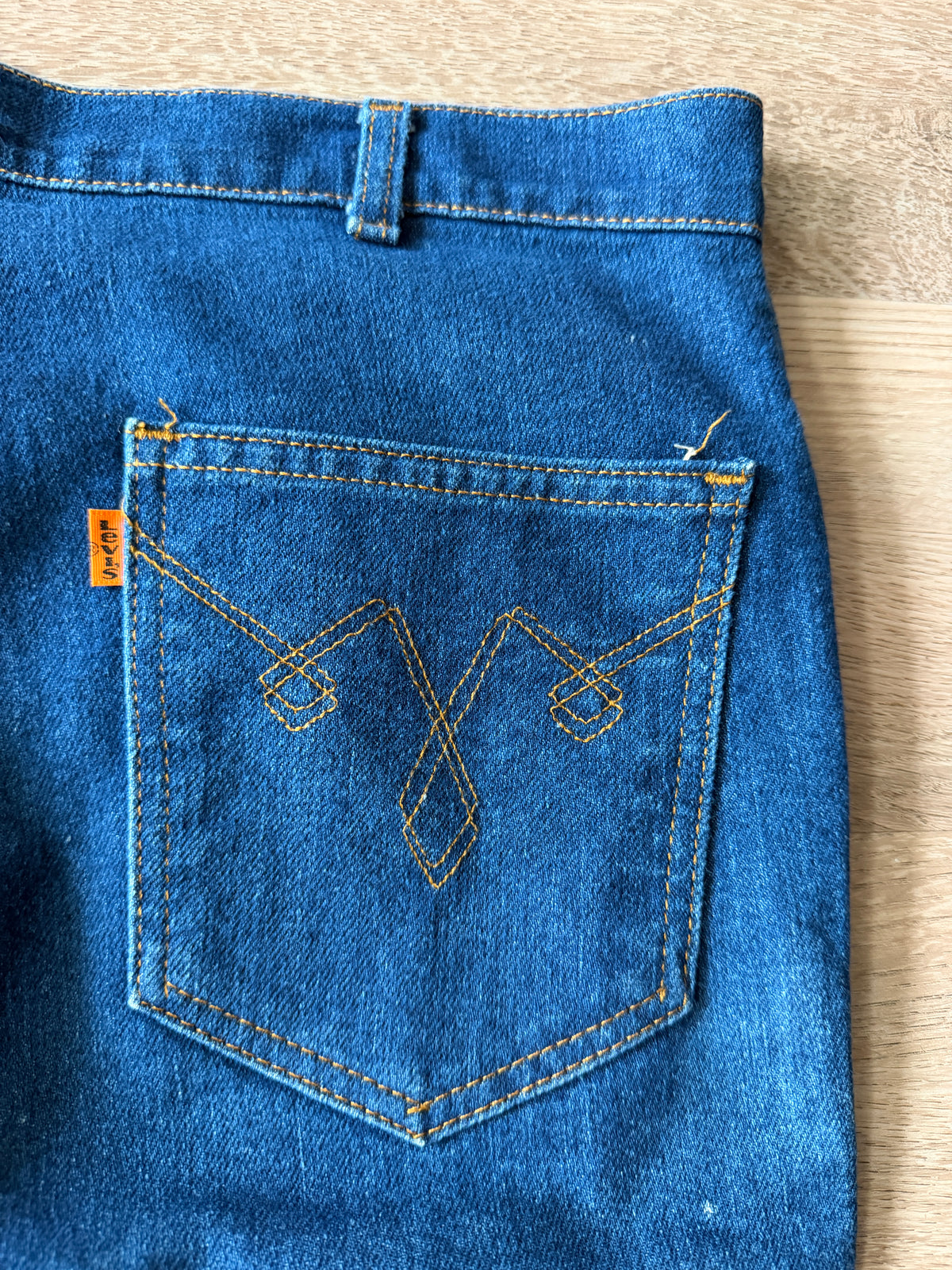 1970s Vintage Orange Tab Dark Wash 481 Levi's for Men Denim Jeans