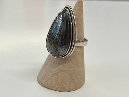 1990s Vintage Nuumite and Sterling Teardrop Ring - Size 7